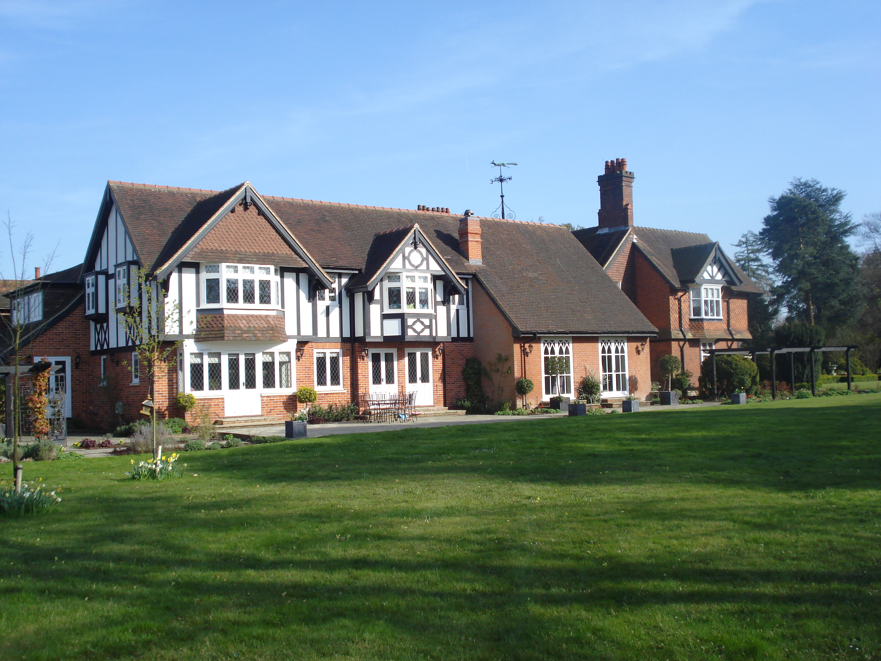 Beautiful Gardens at Foxlea Manor, ideal venue for elegant weddings and corporate events.