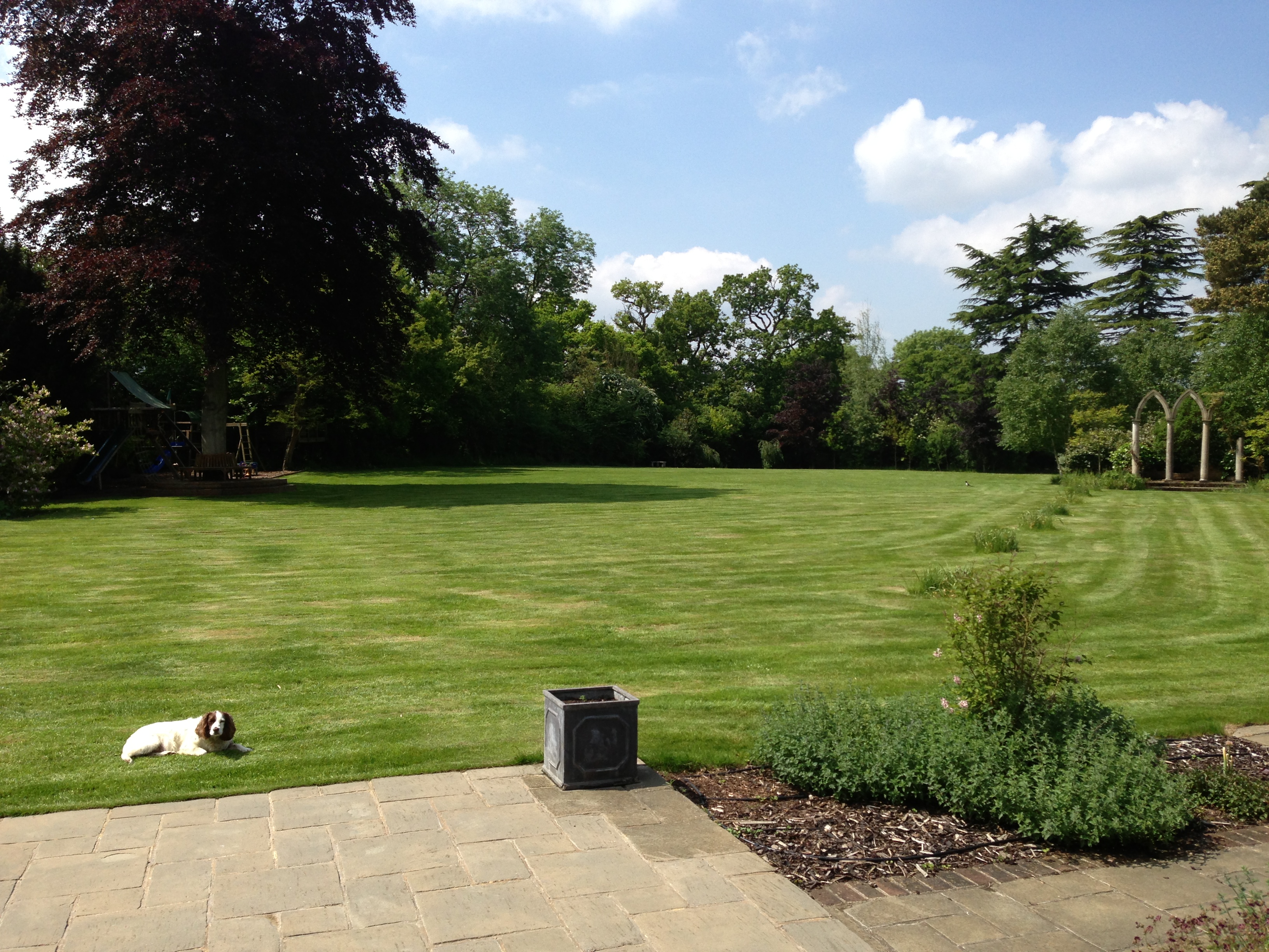 Manicured gardens at Foxlea Manor, ideal for corporate retreats and casual gatherings.