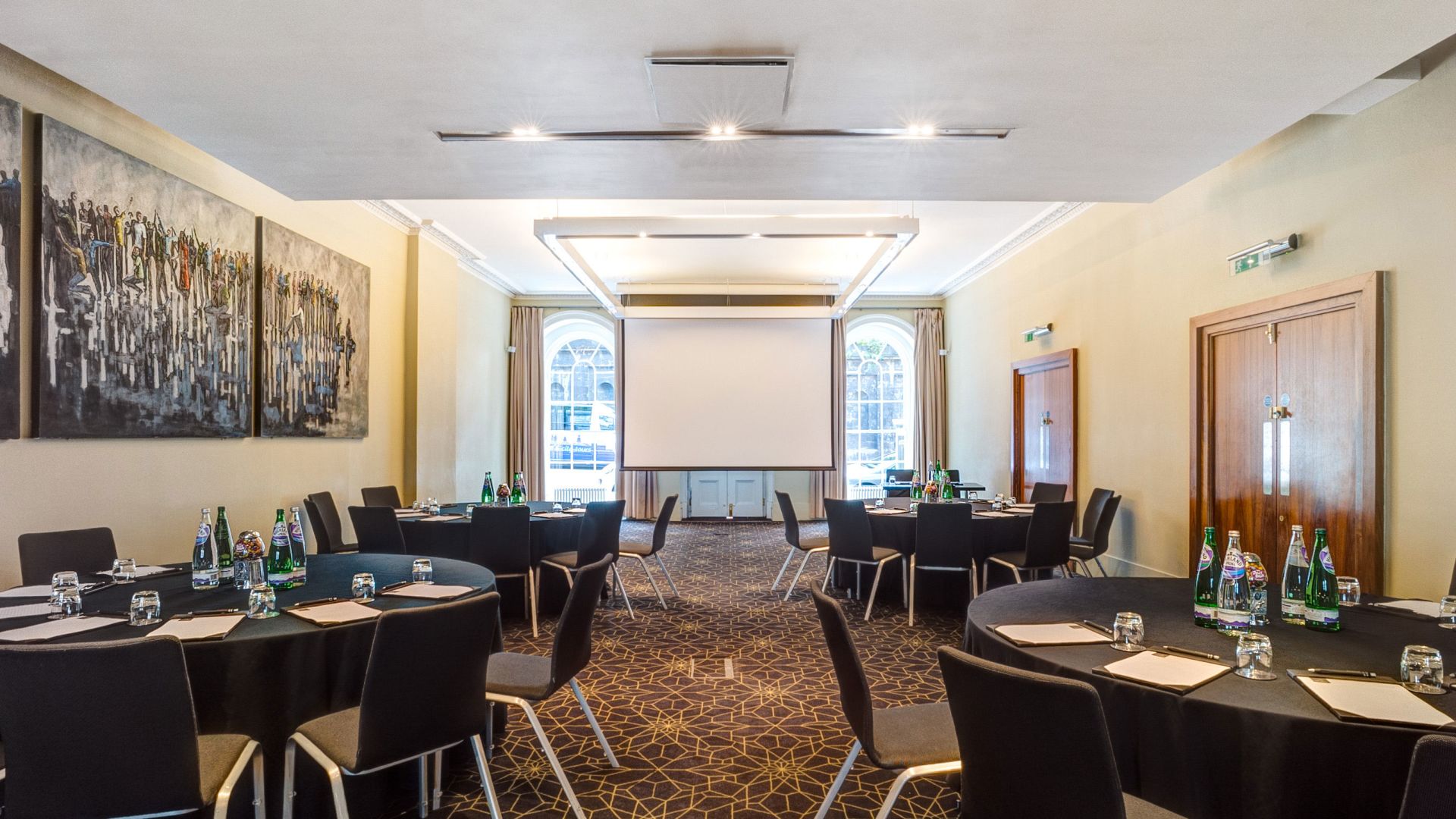 Waterloo Suite at Apex Hotel: elegant meeting room for corporate events and seminars.