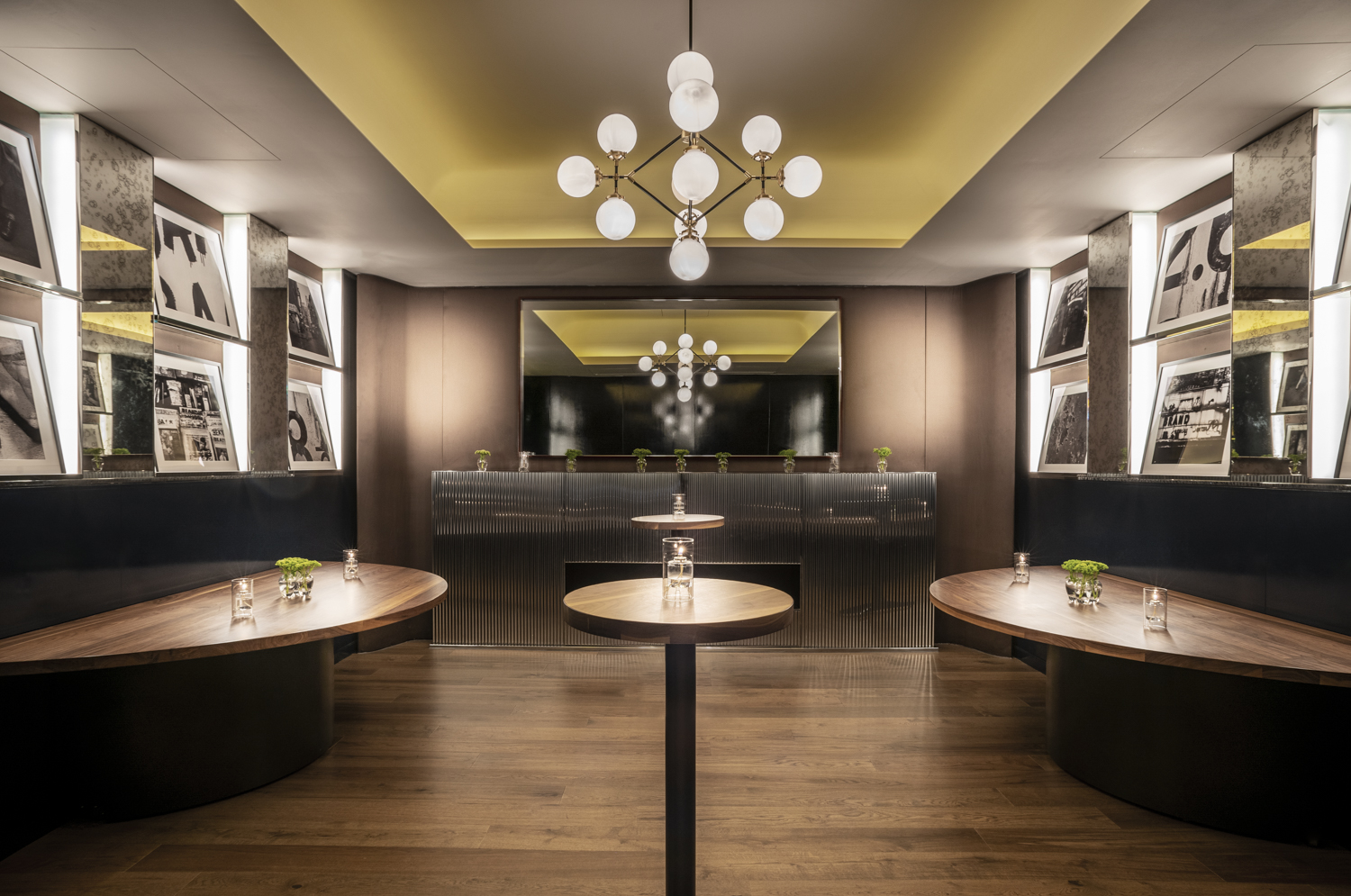 Private dining room in Sette with elegant lighting for intimate meetings and events.