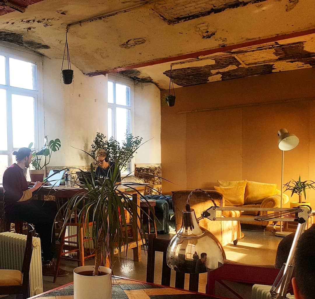 Cozy workspace in Wellington Studios for creative meetings and brainstorming sessions.