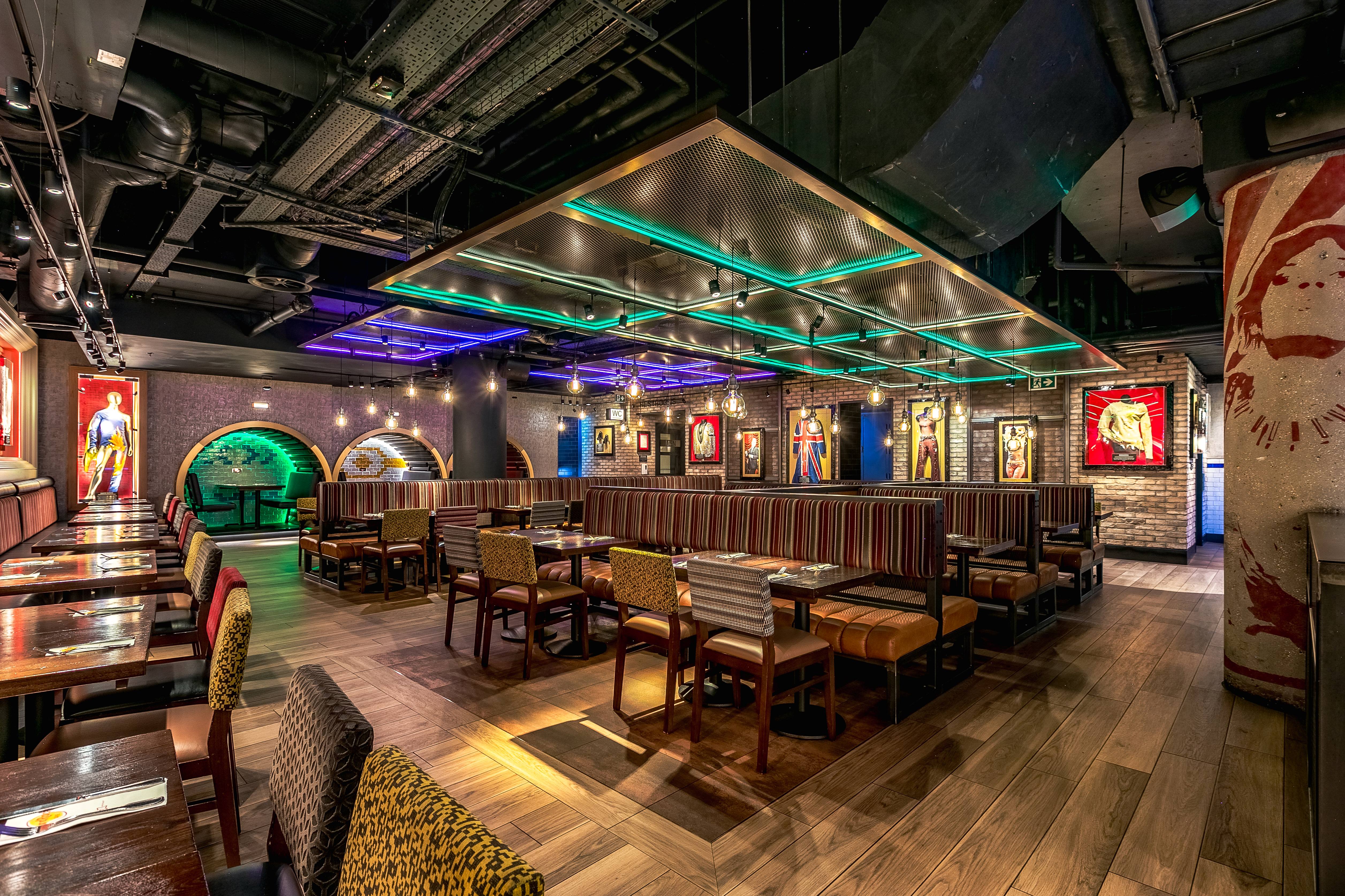 Modern event space at Hard Rock Cafe Piccadilly Circus with vibrant decor and flexible seating.