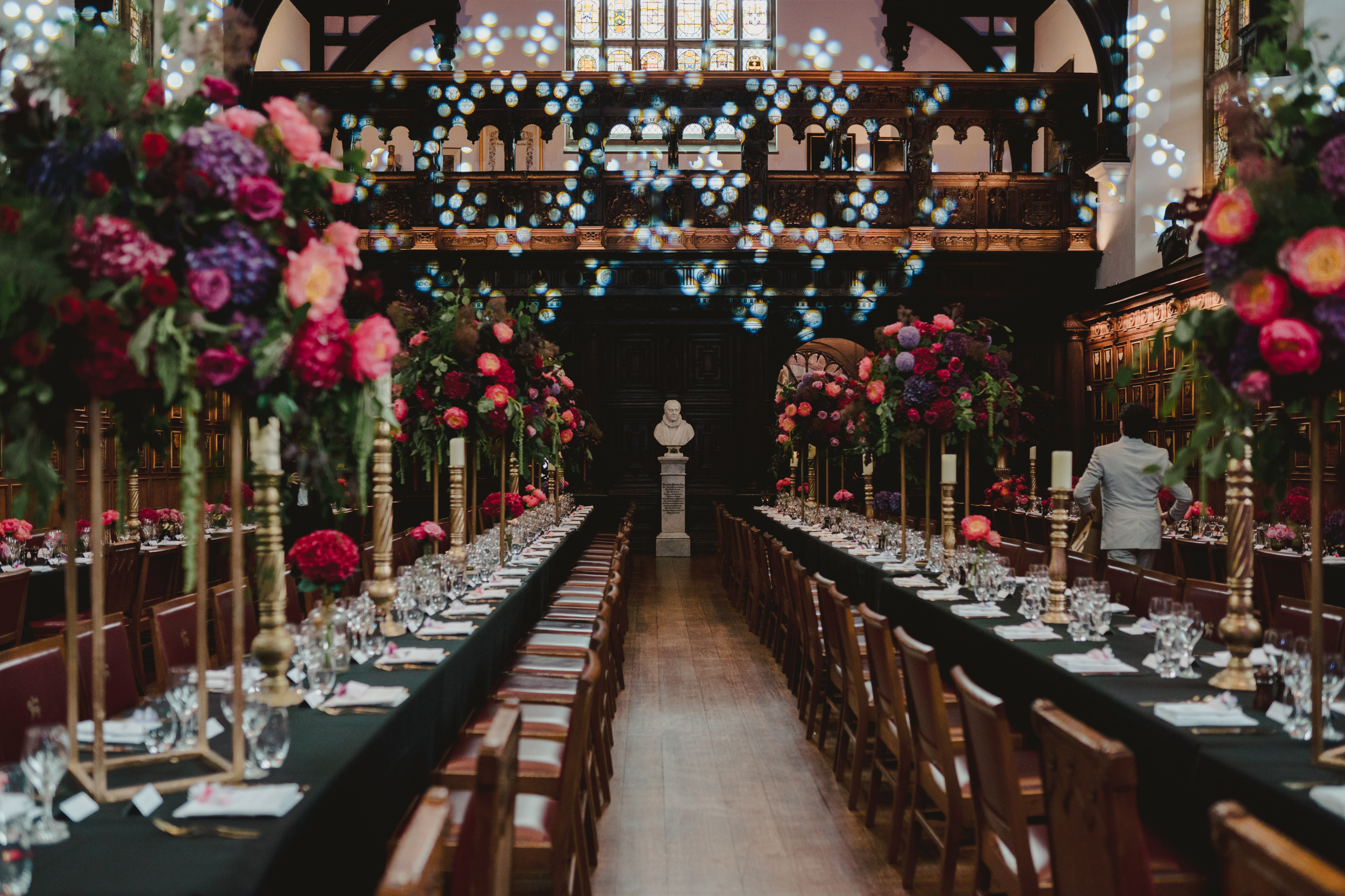 The Elizabethan Hall - d04g0blpzli.jpg