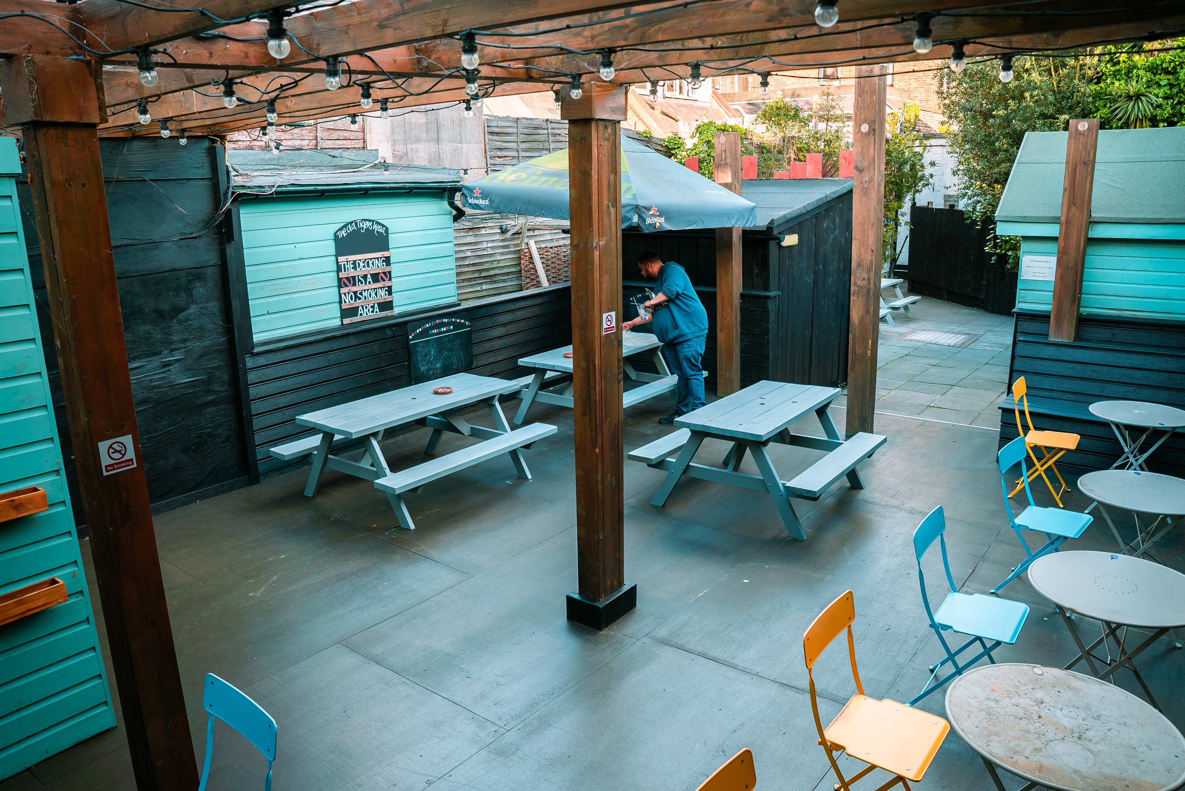 Tigers Lounge - phuxz5amo4c.jpg