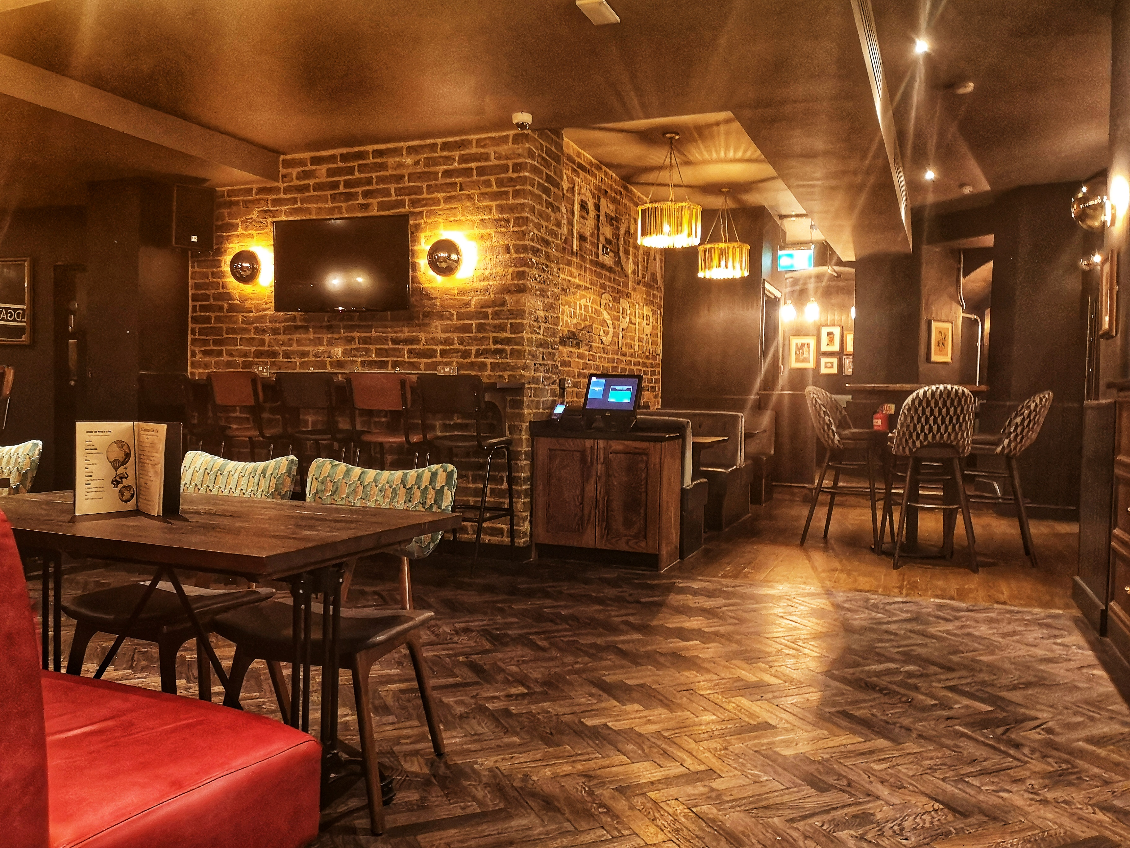 Stylish Gin Bar at The Trinity Bell, perfect for intimate meetings and events.