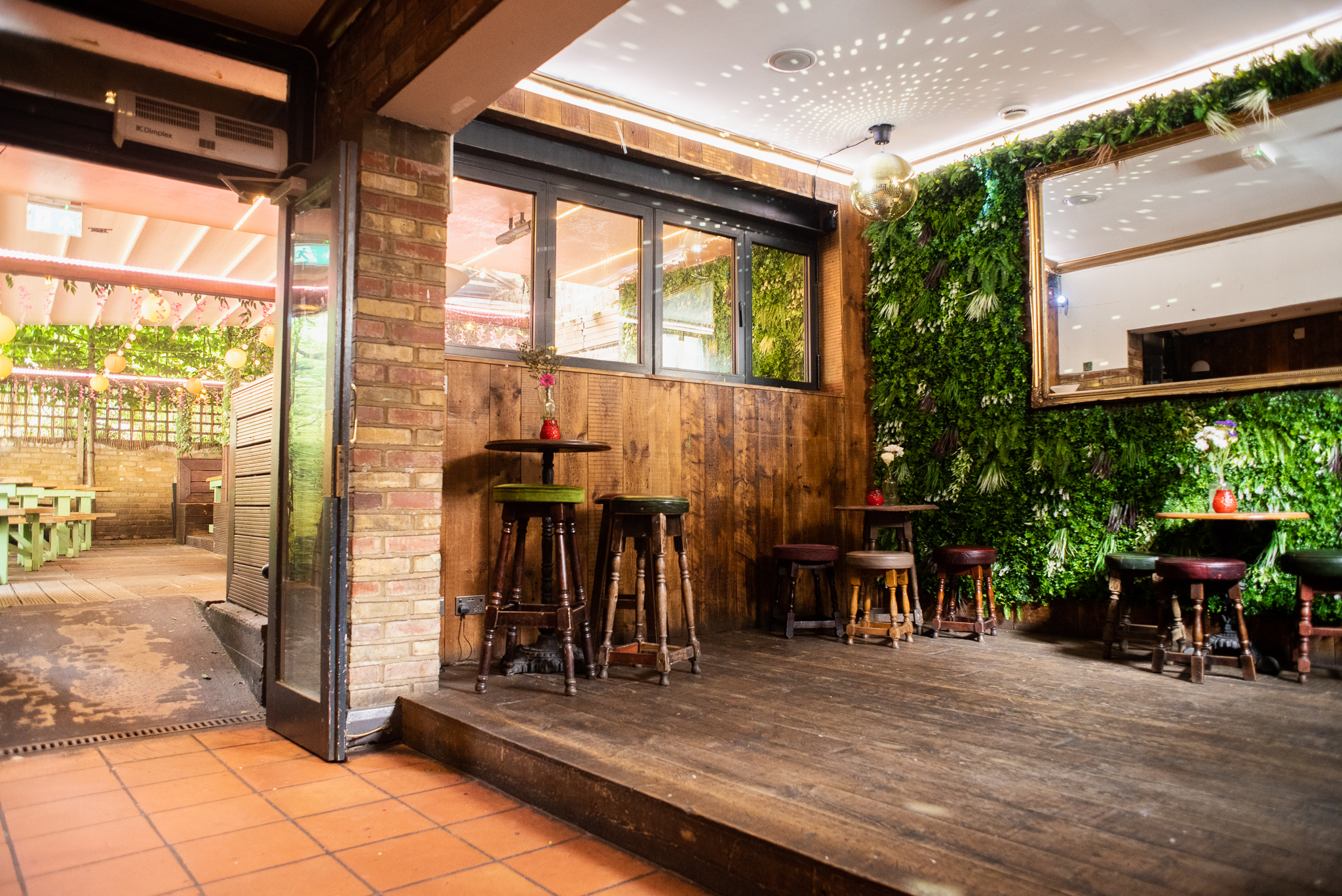 Abbey Tavern - image 6