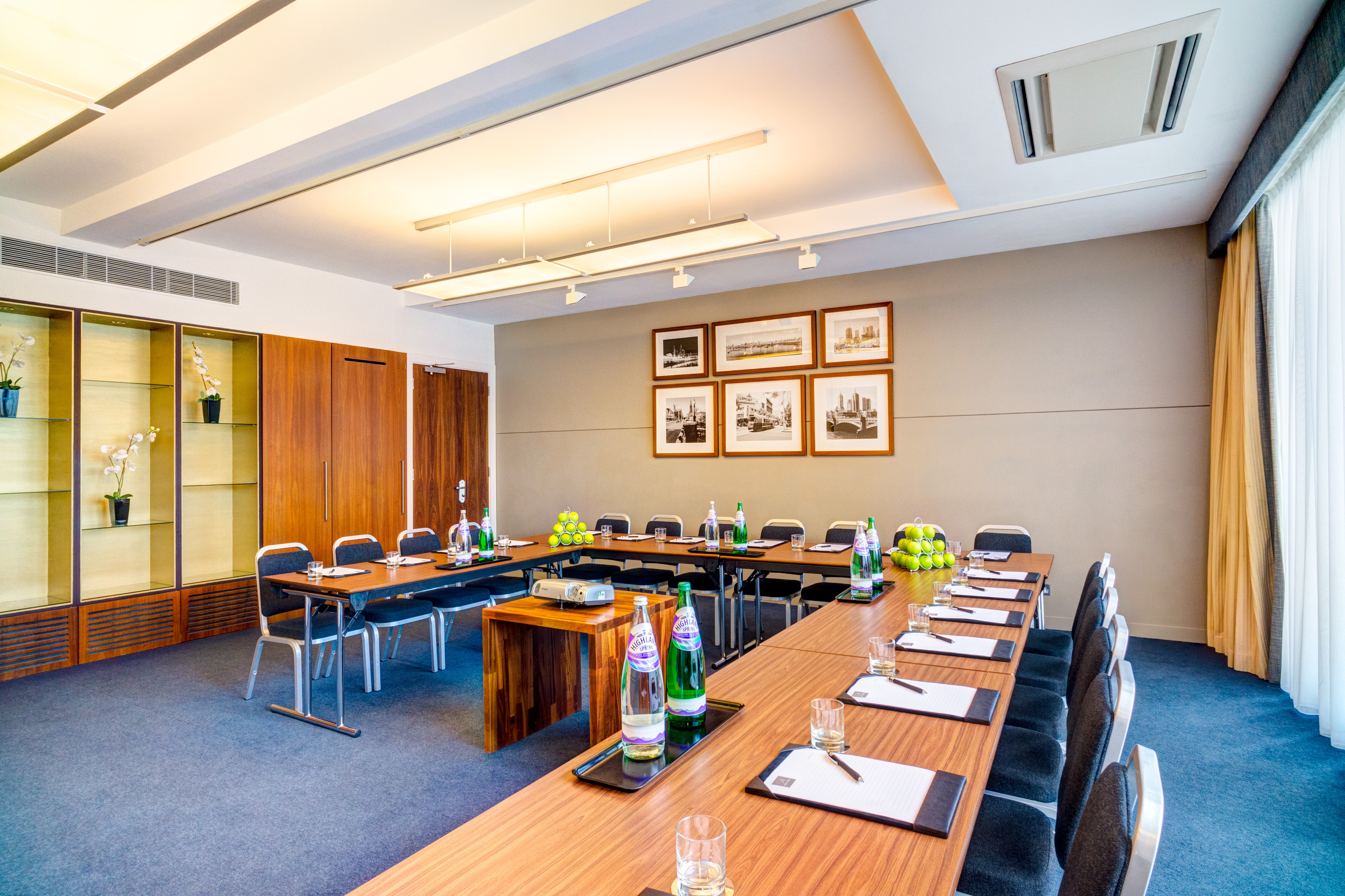 Melbourne - kci23qc2b5n.jpg