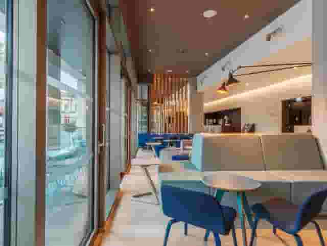 Terrace Bar
