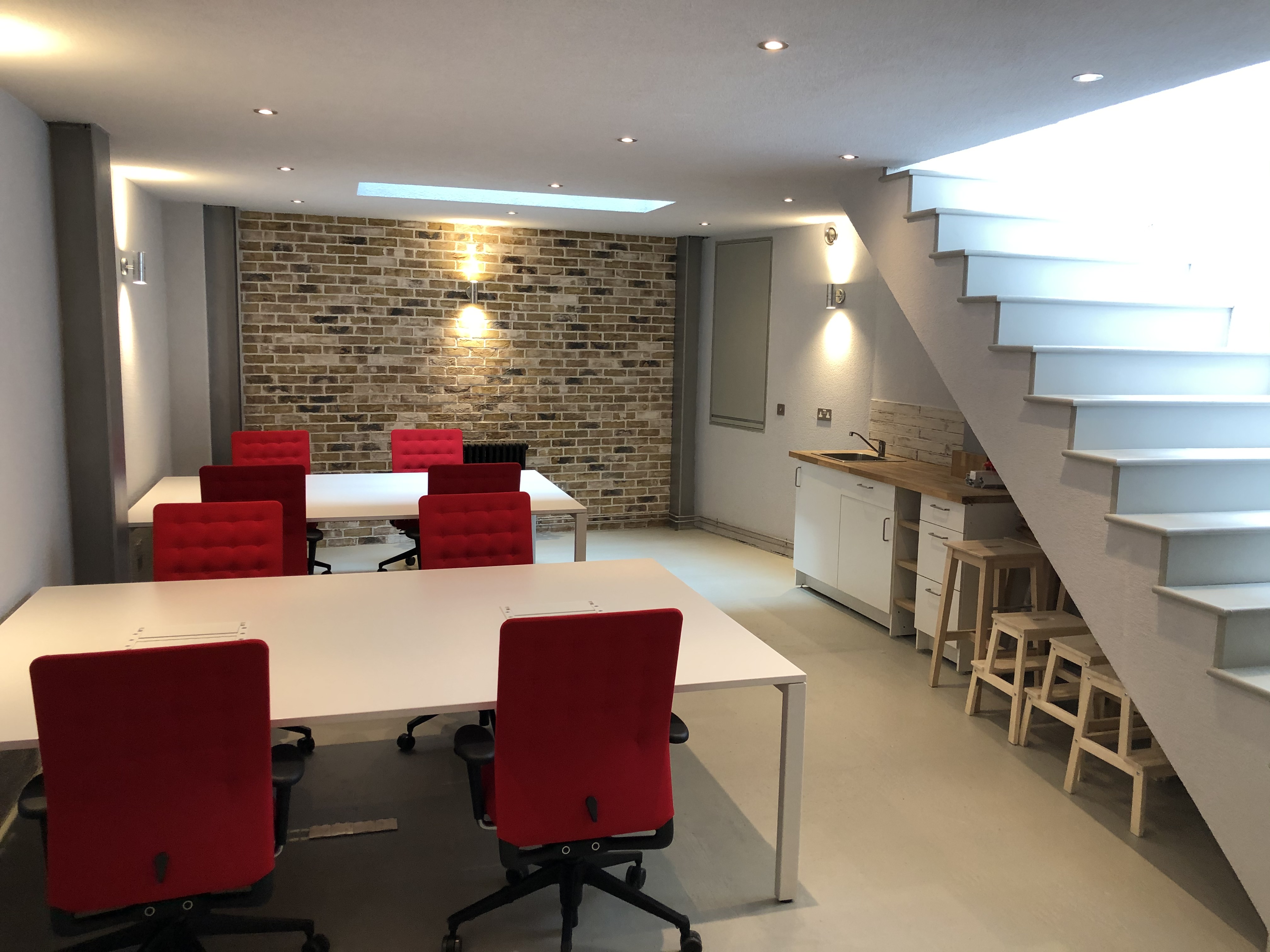 Co-sharing Studio - tl4hnfiwd0y.jpg