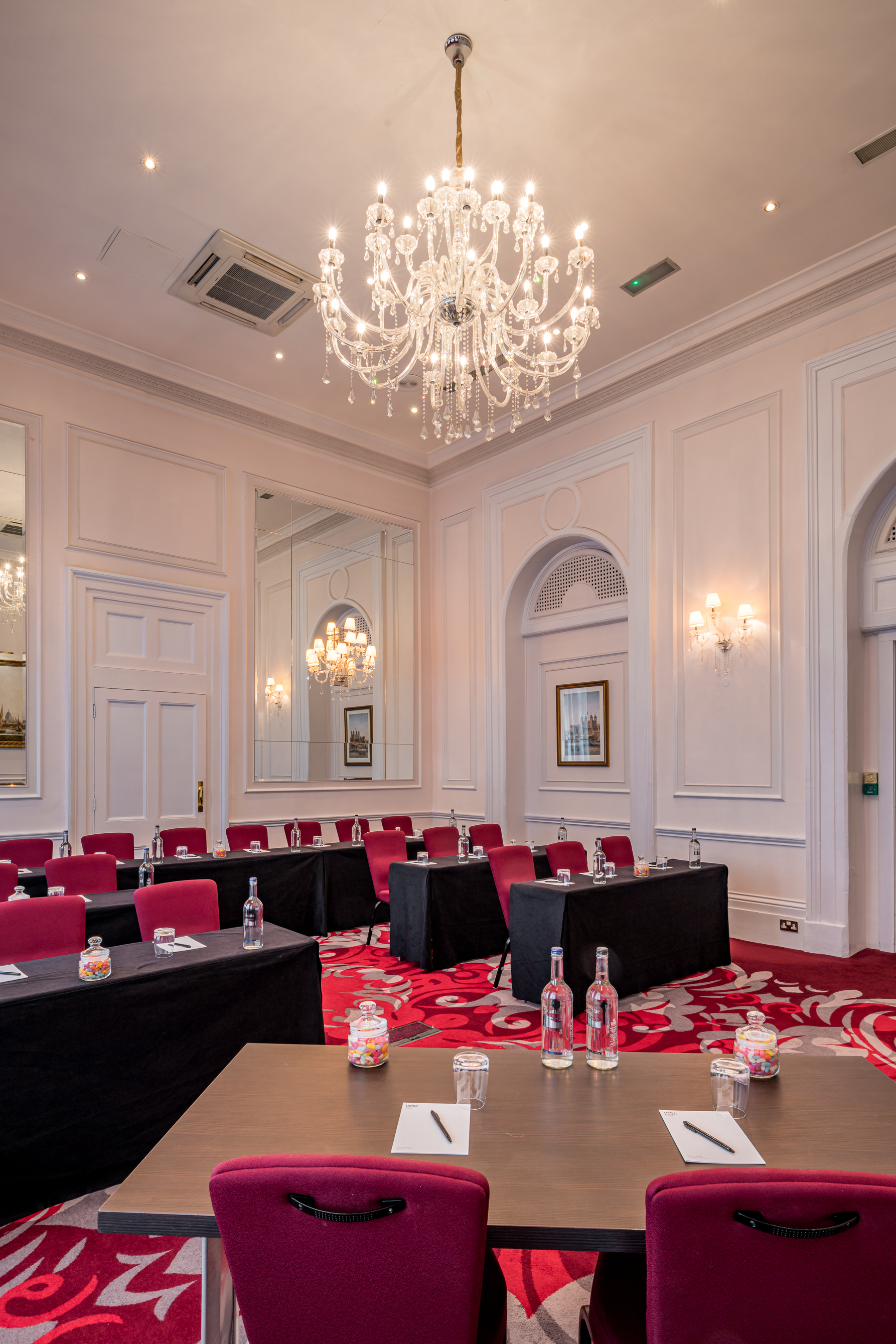 Elegant meeting room at Watergate, Clermont Charing Cross for workshops and presentations.