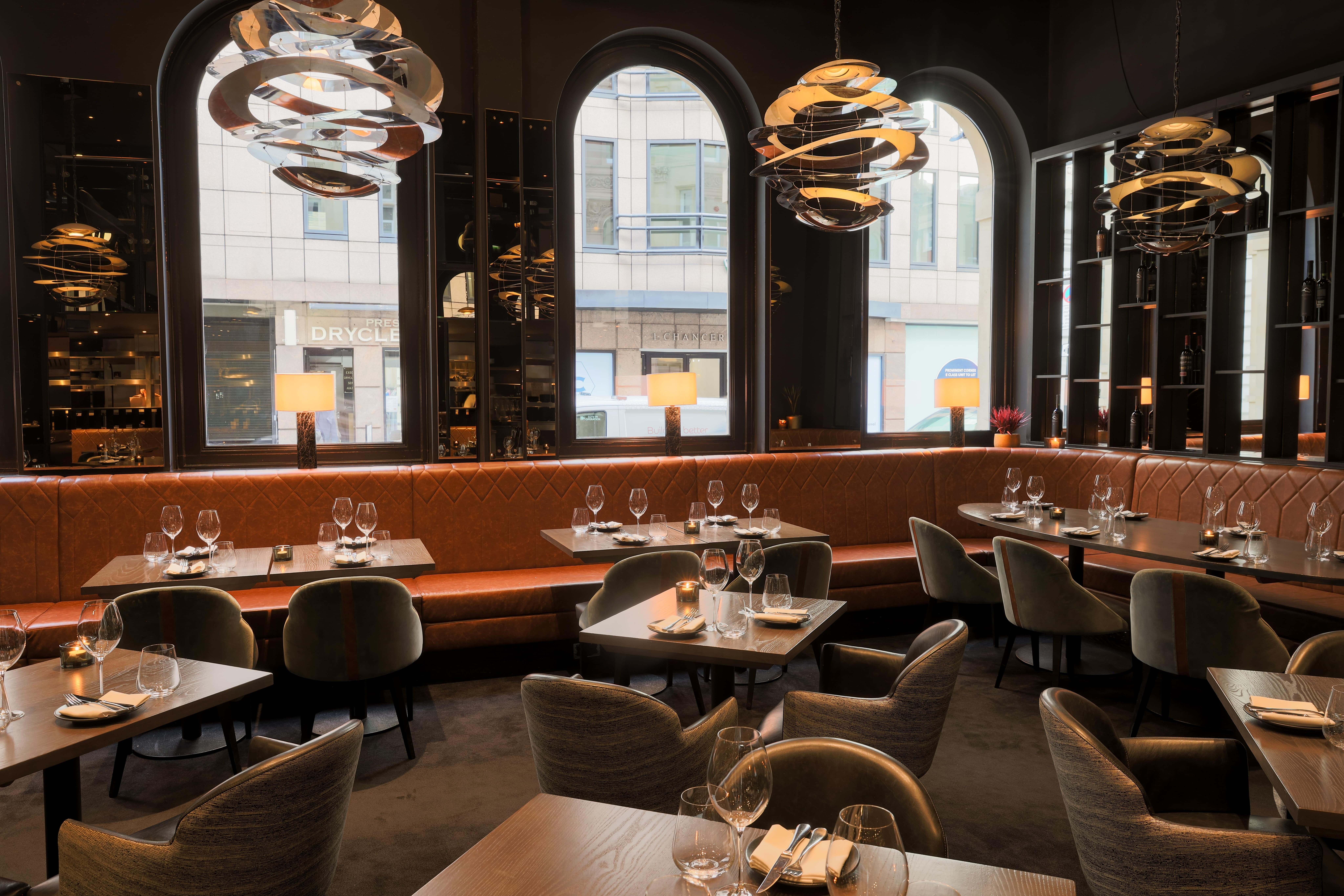 Exclusive Hire - 3wqbdlwl5cb.jpg