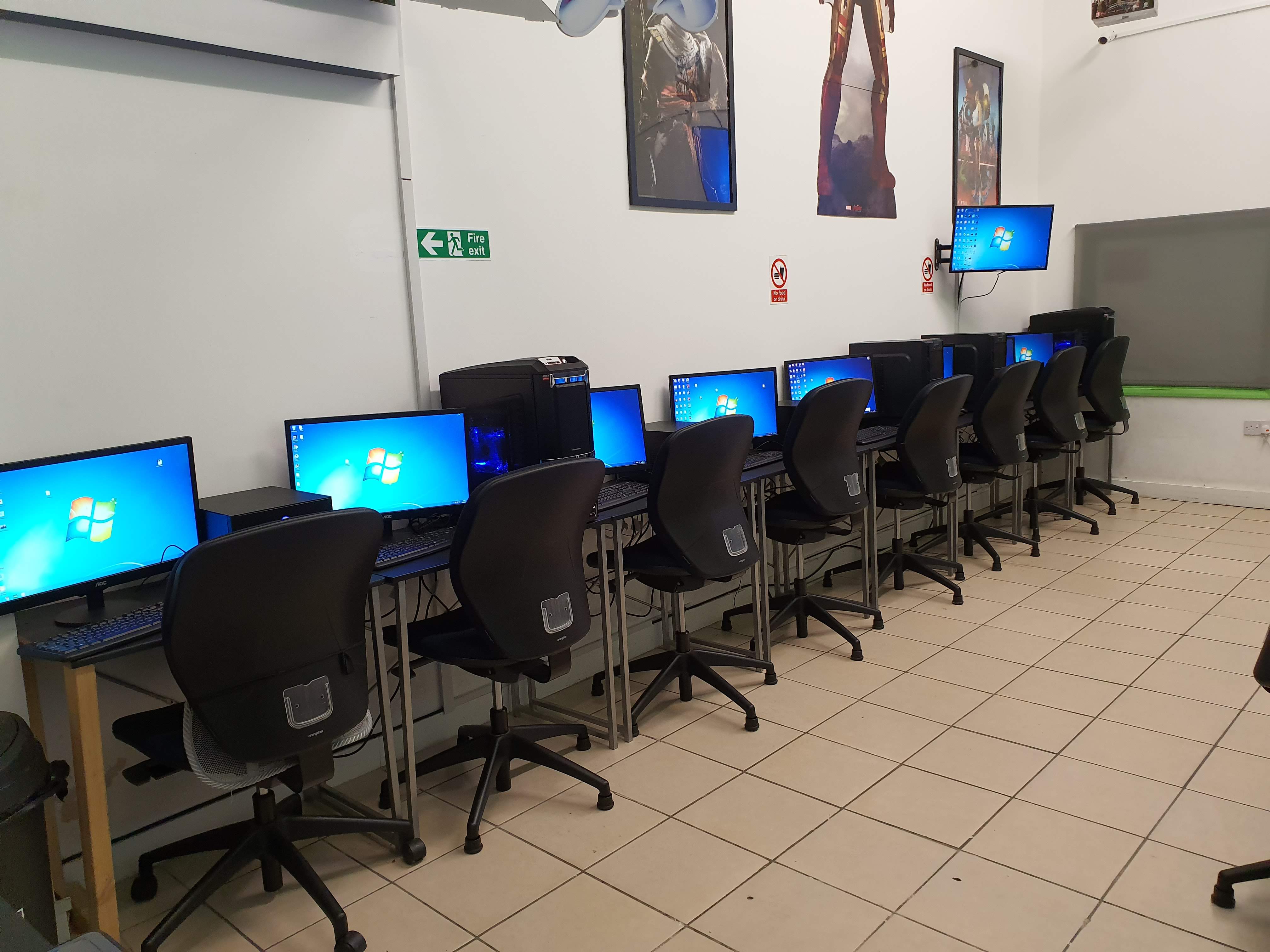 Whole Venue - wywul4miibu.jpg