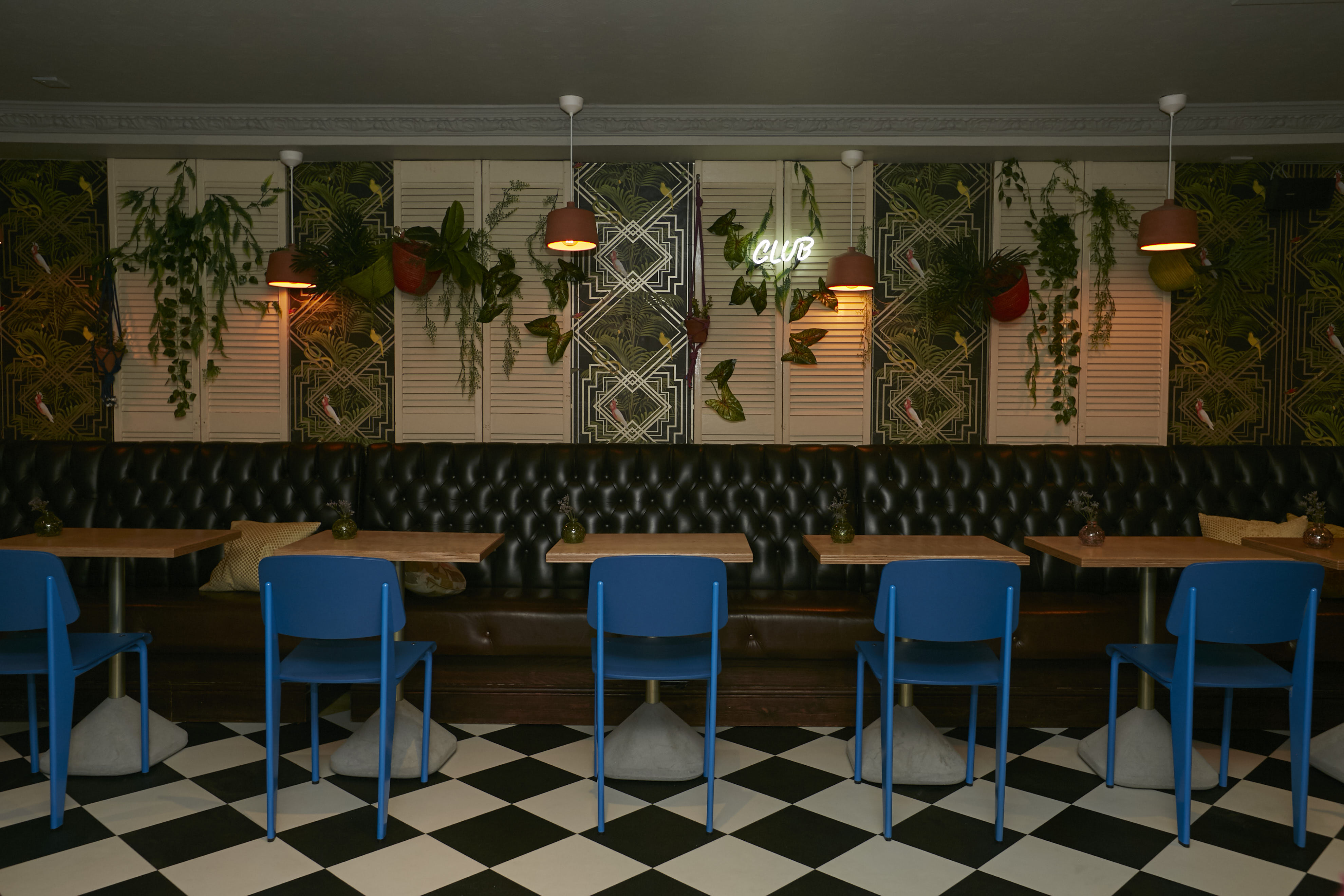 Stylish bar and restaurant with modern decor, ideal for casual meetings and events.