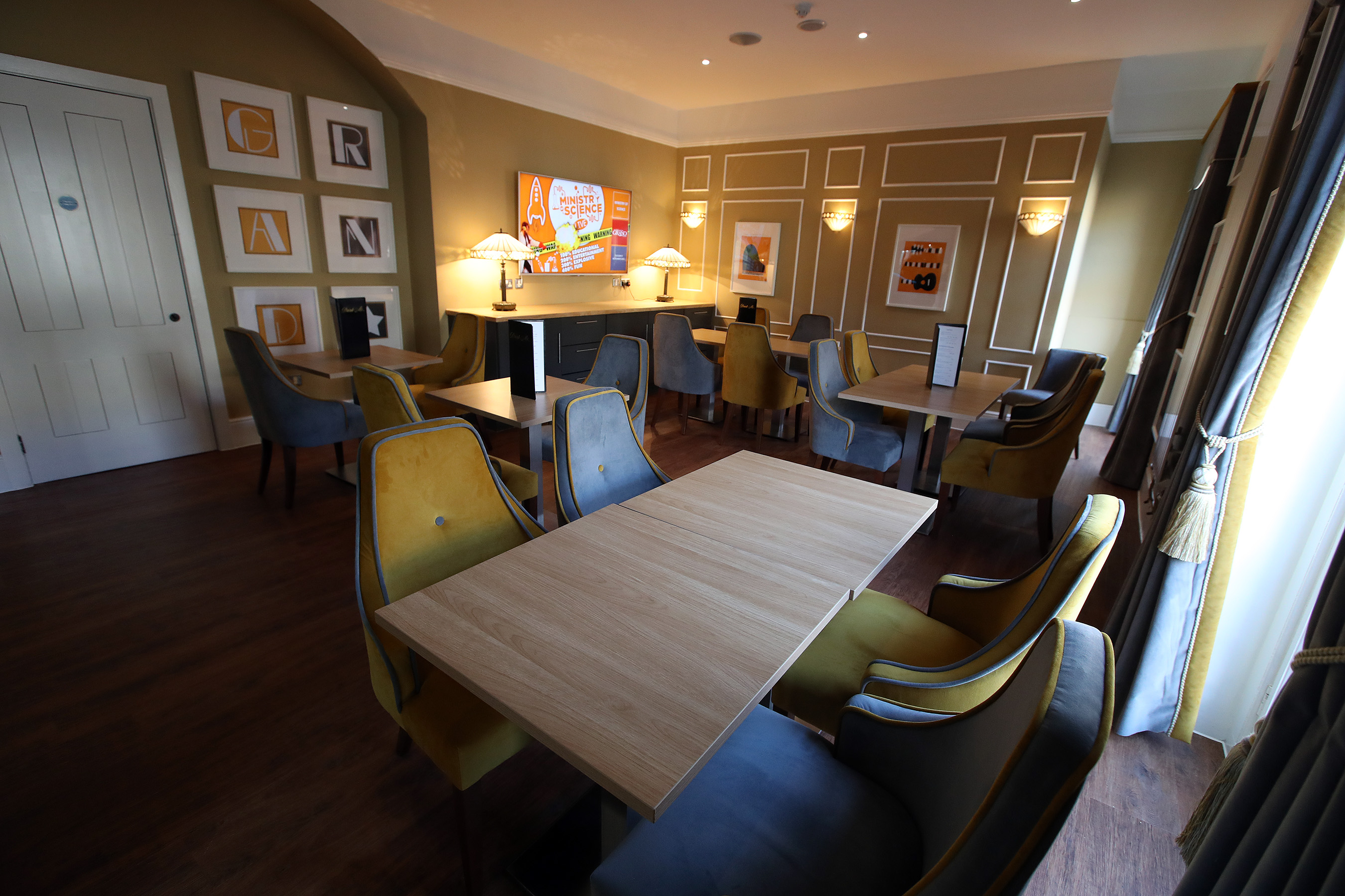 Spotlight Lounge at Wolverhampton Grand Theatre, stylish meeting space for workshops and networking.
