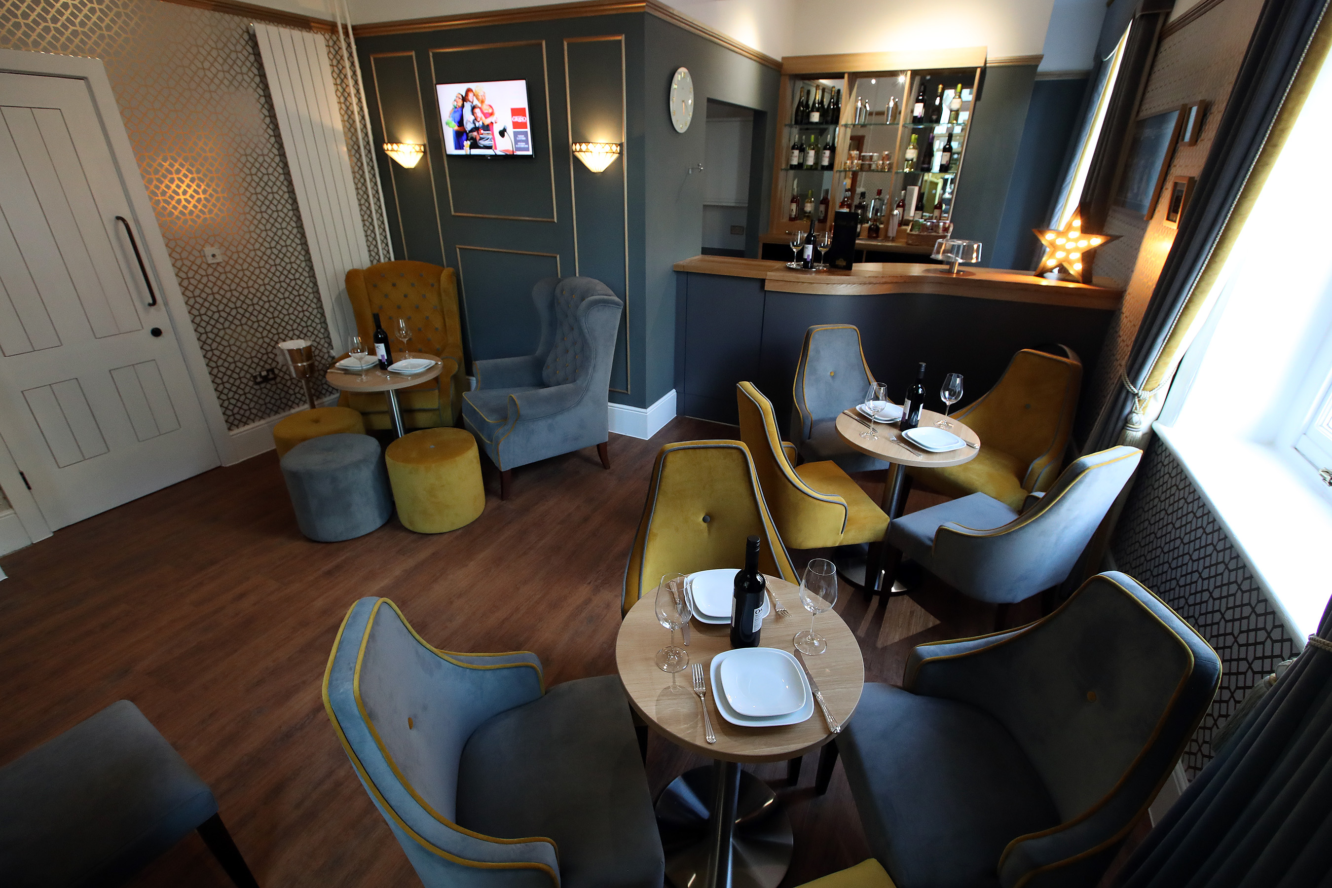 Utopia Suite - nok2nhpa4cz.JPG