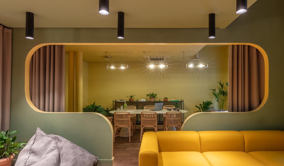 Modern Yellow Room at Whitworth Locke, perfect for creative meetings and brainstorming.