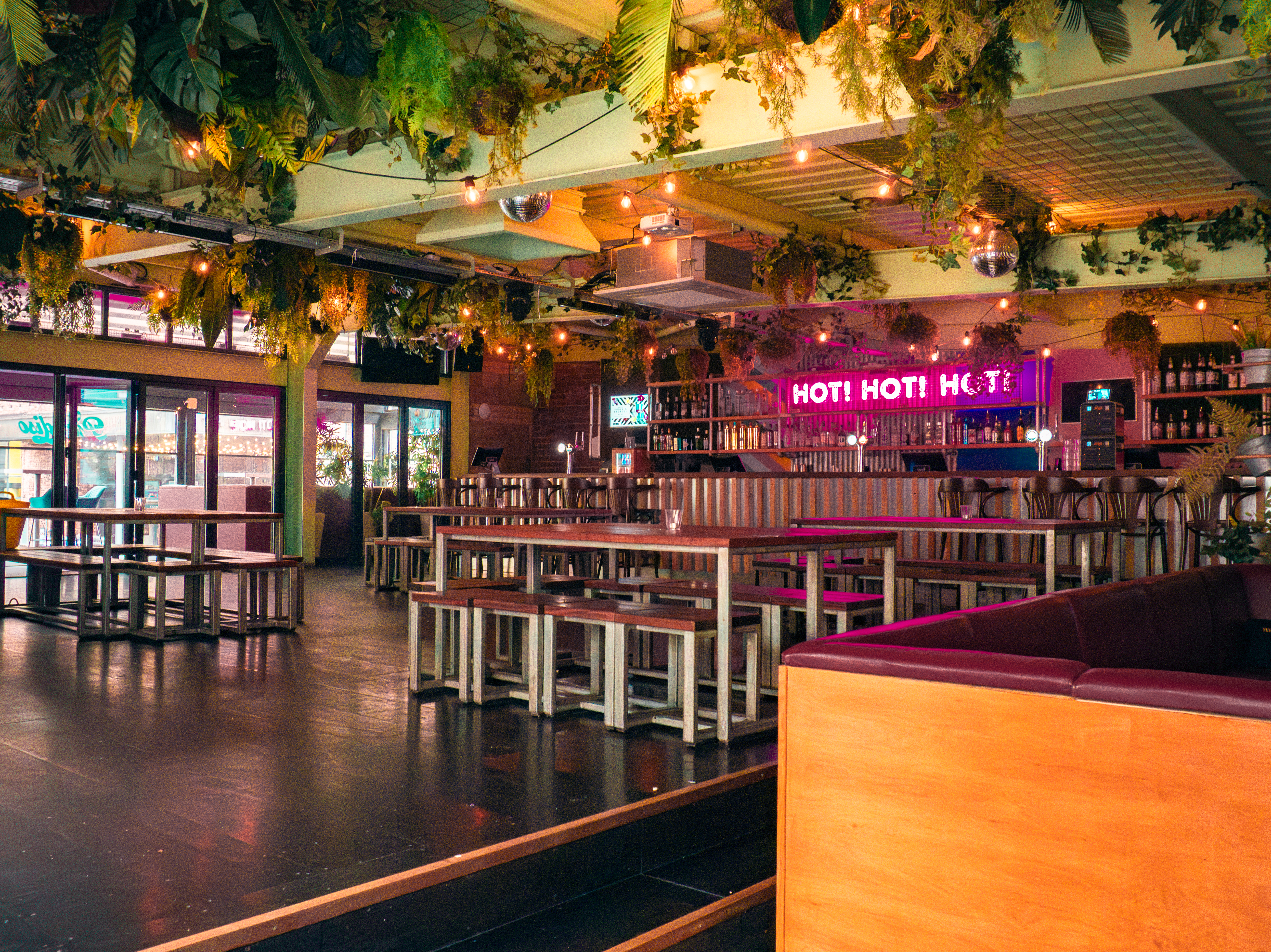 Terrace Bar - 3eaf272a-133a-471b-a9ae-43930563124e.jpg