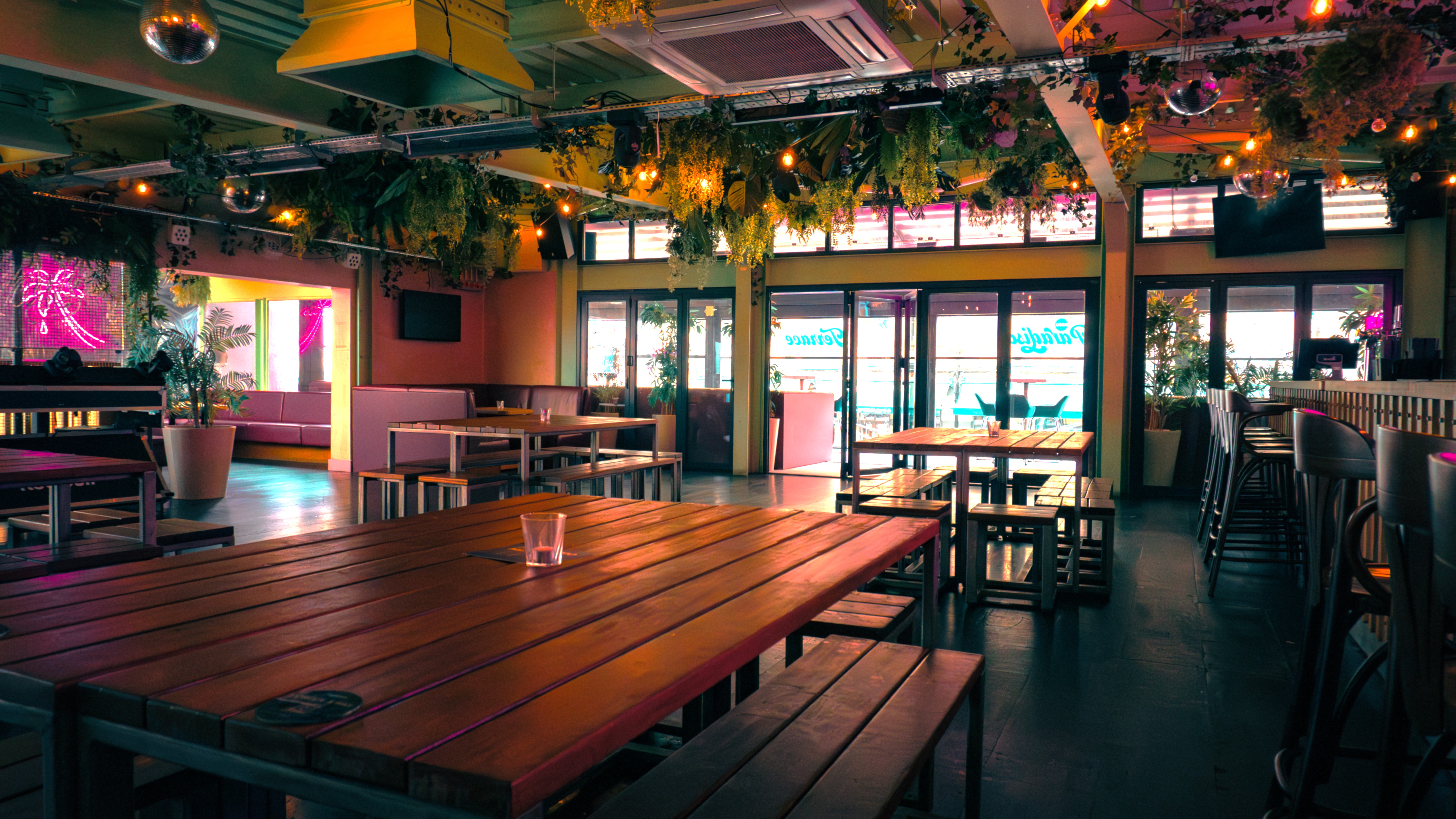 Terrace Bar - d673f5bf-92bf-4de7-8257-3e15f882af05.jpg