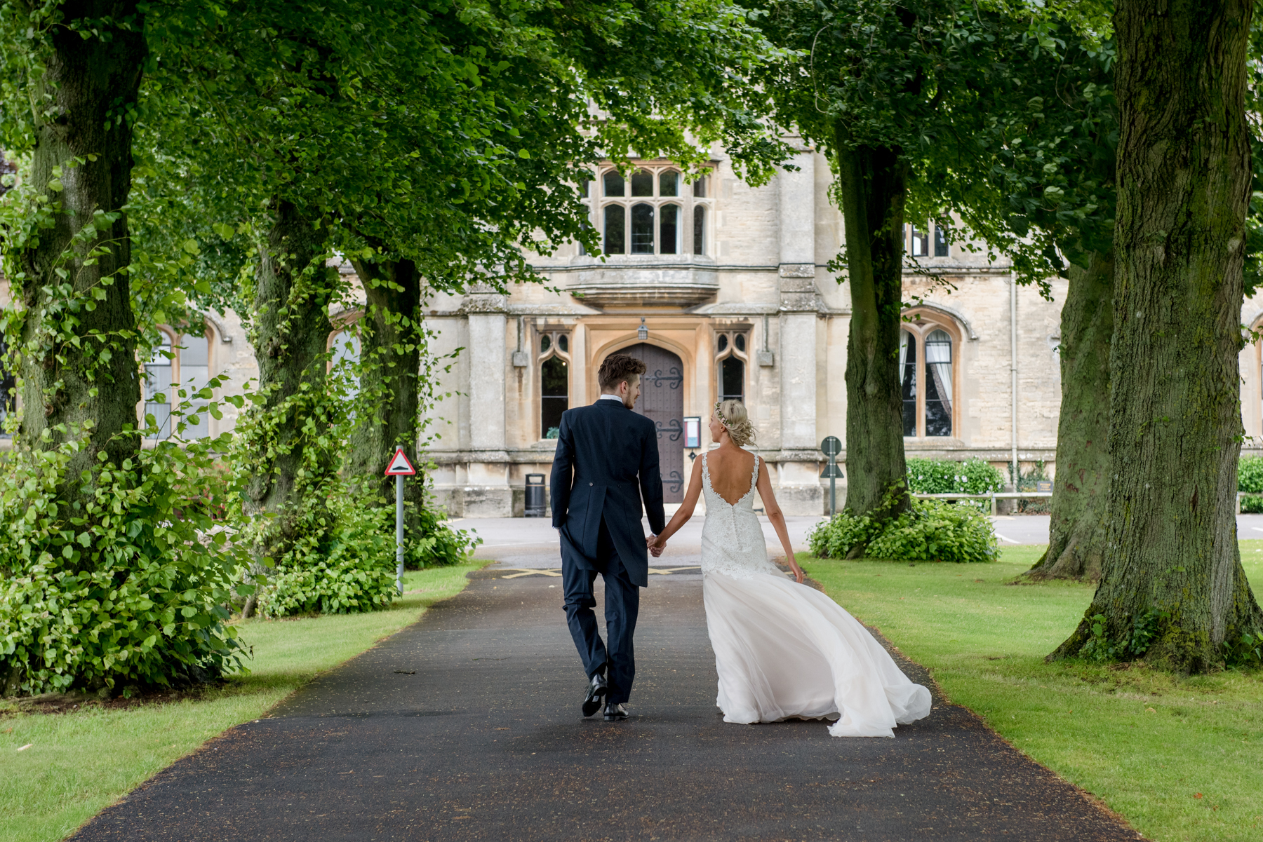 Entire Venue  - r1t5fhi30ps.jpg