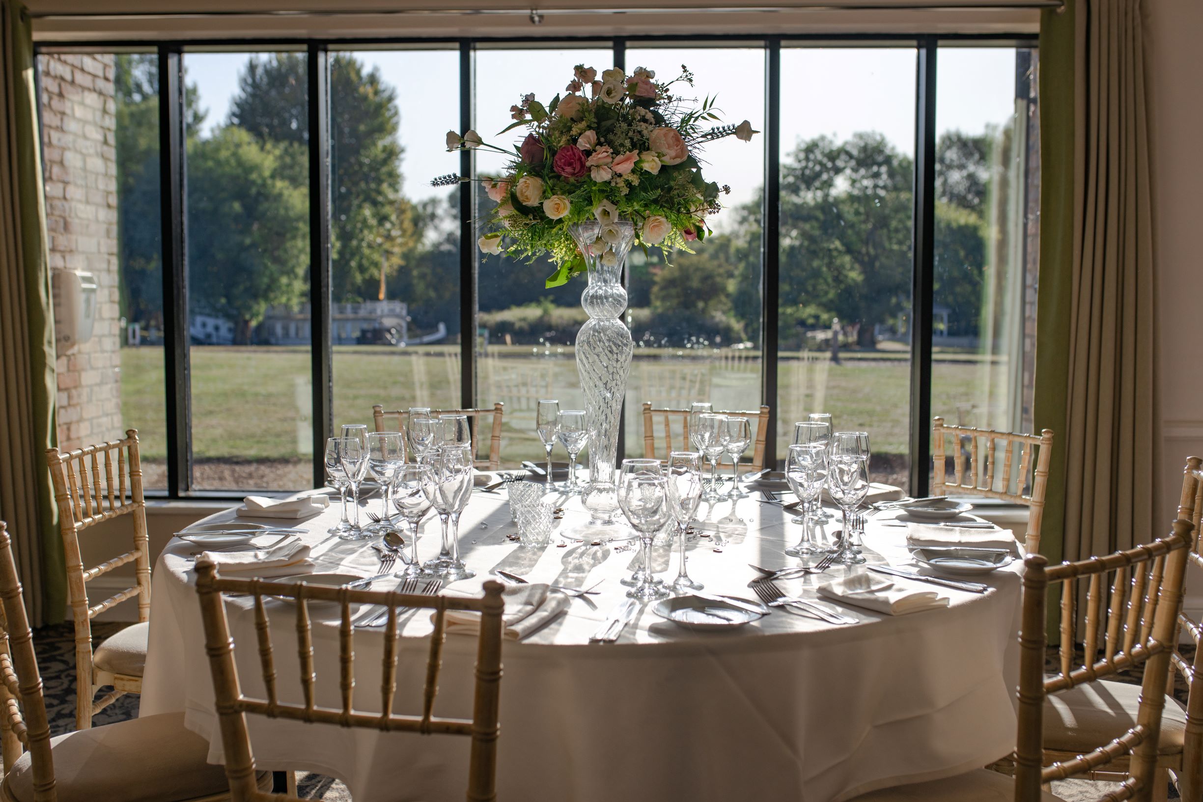 voco™ Oxford Thames Hotel - image 1