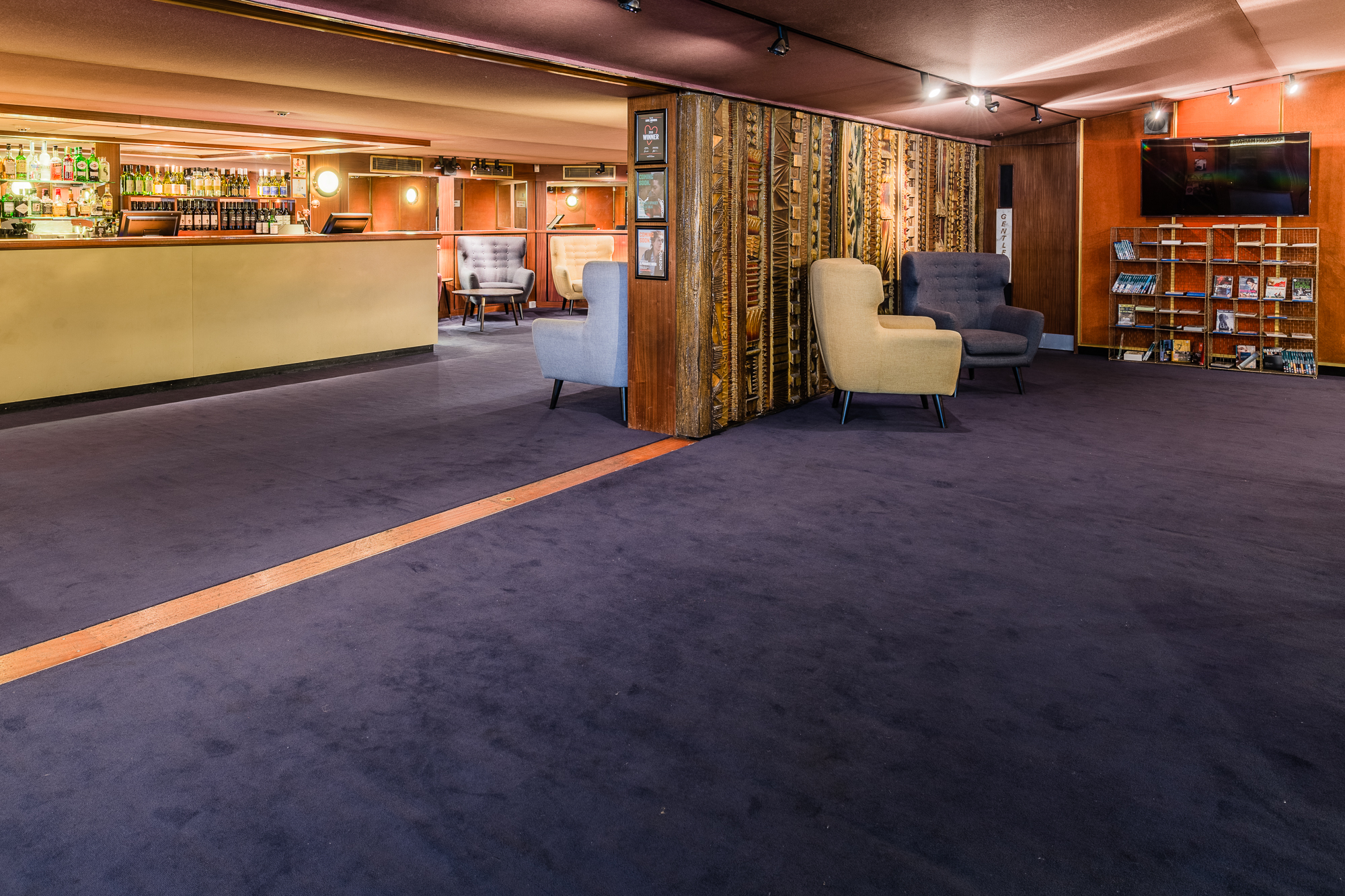 Cozy bar area in Curzon Mayfair, ideal for networking events and gatherings.