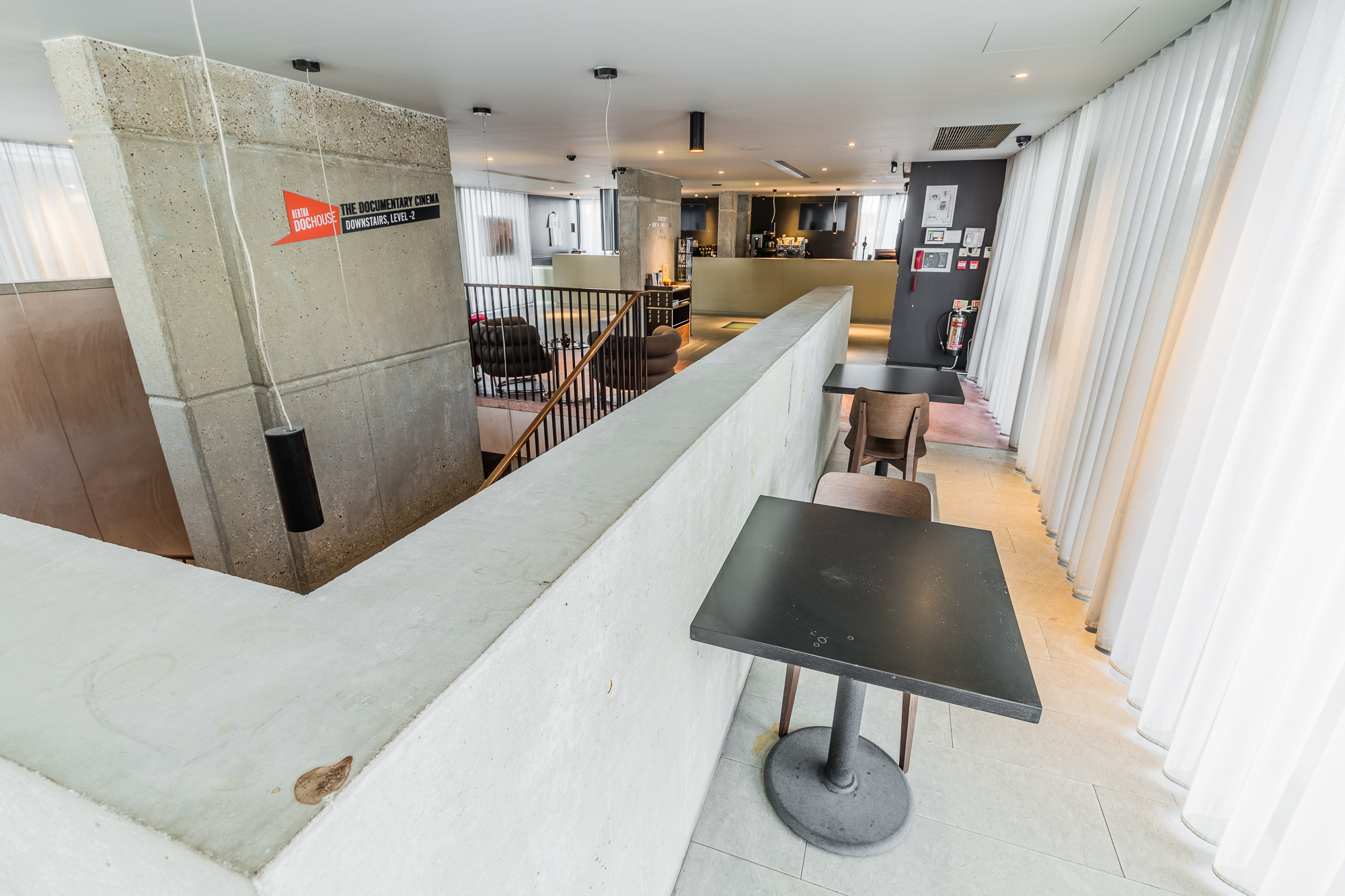 Modern open-concept bar at Curzon Bloomsbury, ideal for events and meetings.