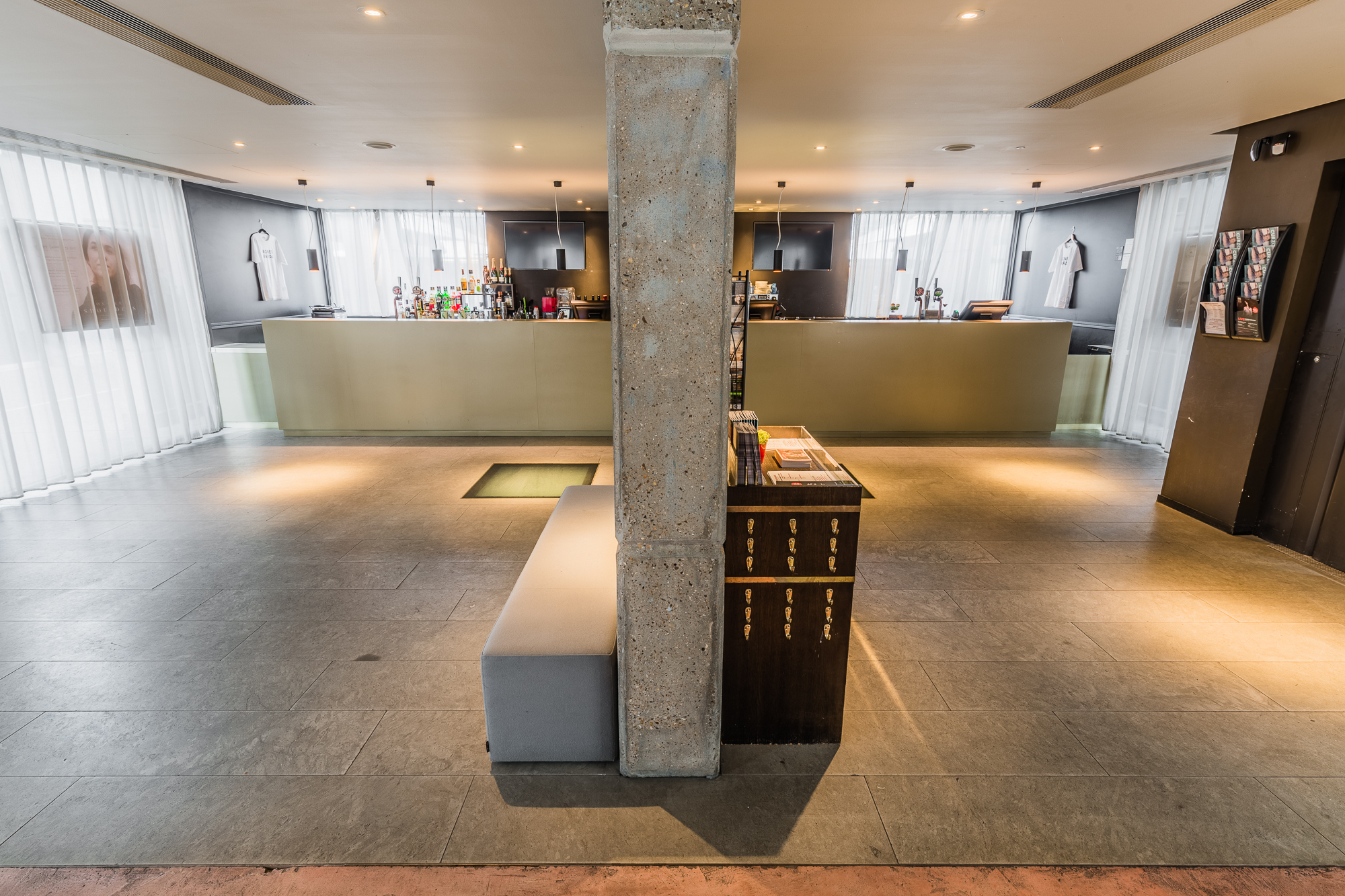 Modern ground floor bar at Curzon Bloomsbury, ideal for events and meetings.