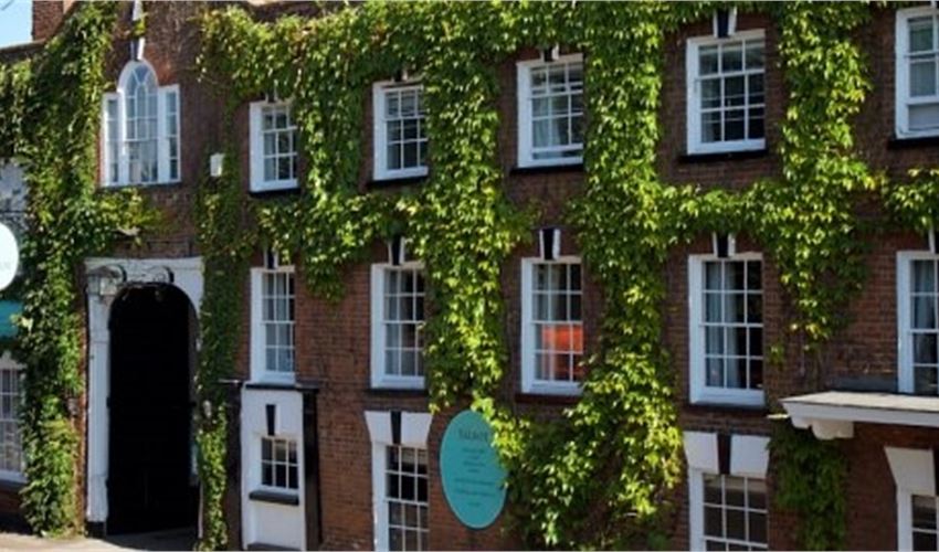 The Wisley - ofd2gdzxfbd.jpg