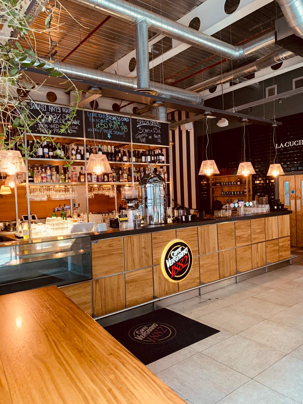 Whole Venue - aq5jntvnxcy.JPG