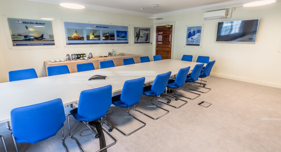 Martin-Baker Room - uzpf50k30dz.jpg