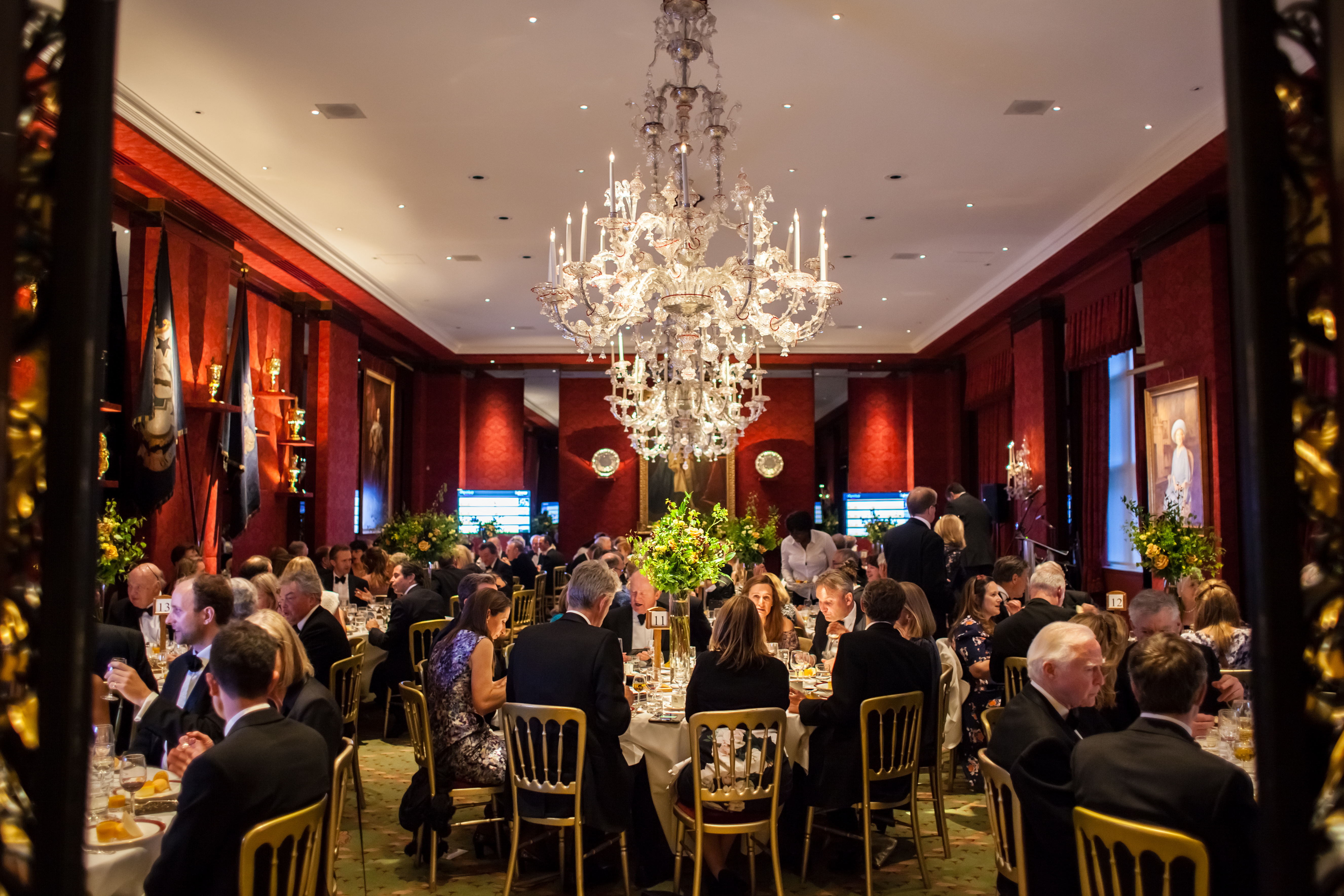 Elegant banquet in Livery Hall, featuring a grand chandelier for gala events.