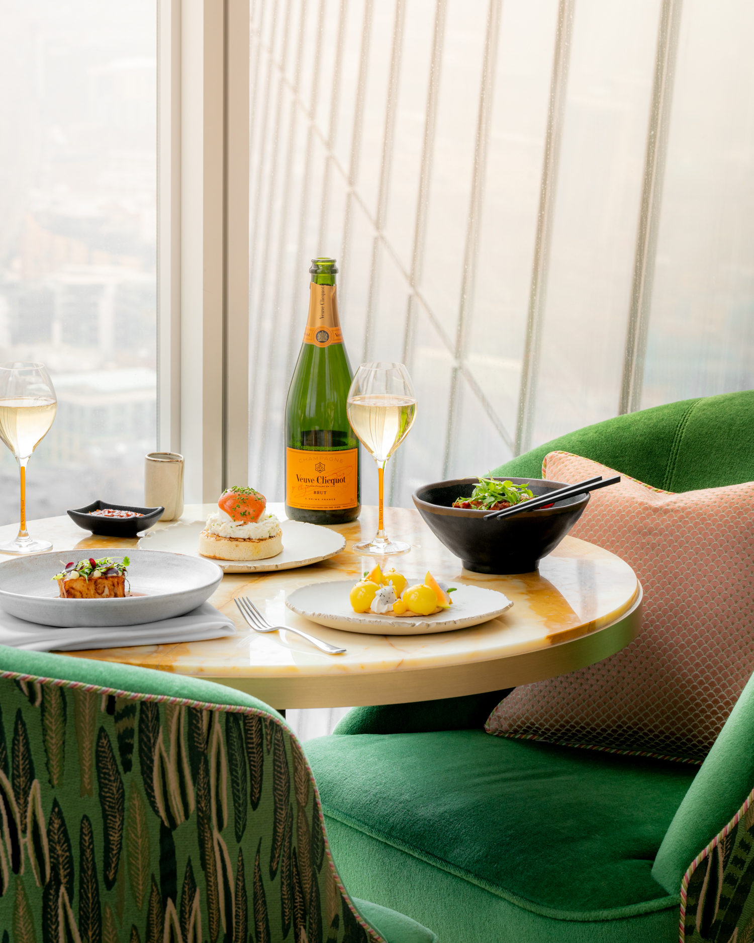 Sky Lounge at Shangri-La The Shard, London: elegant dining for corporate events and gatherings.