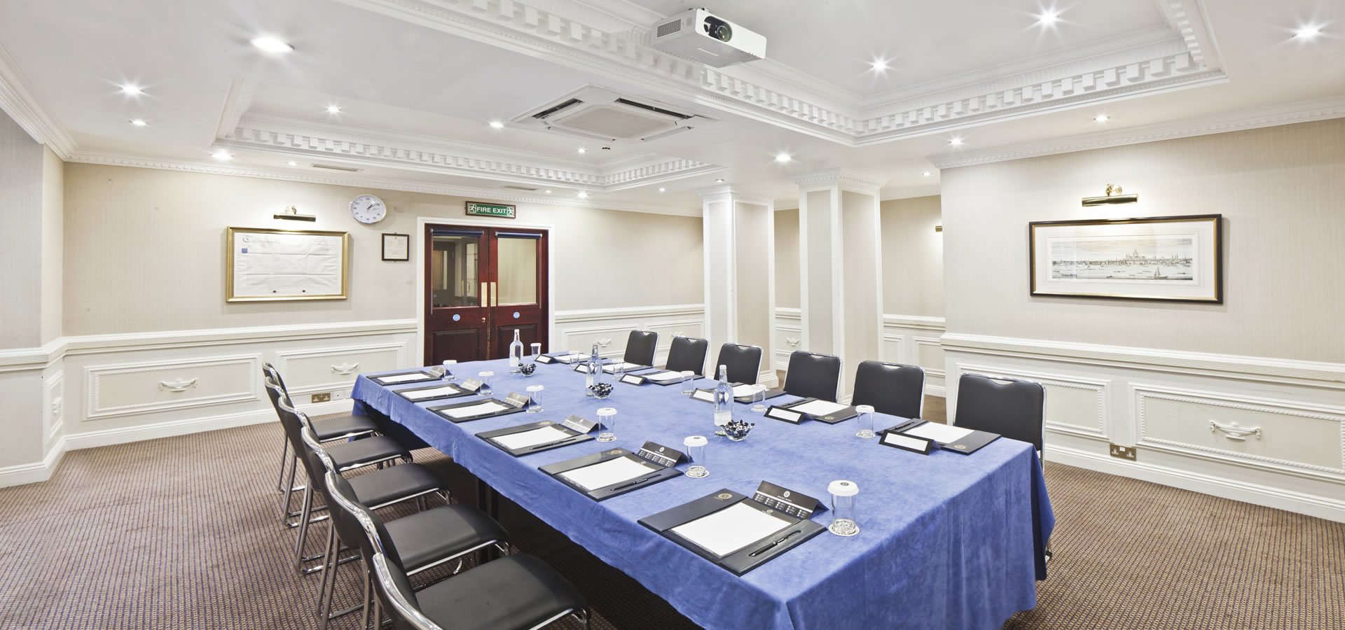 Cavendish Suite meeting room at Fitzrovia Hotel, elegant decor for corporate events.
