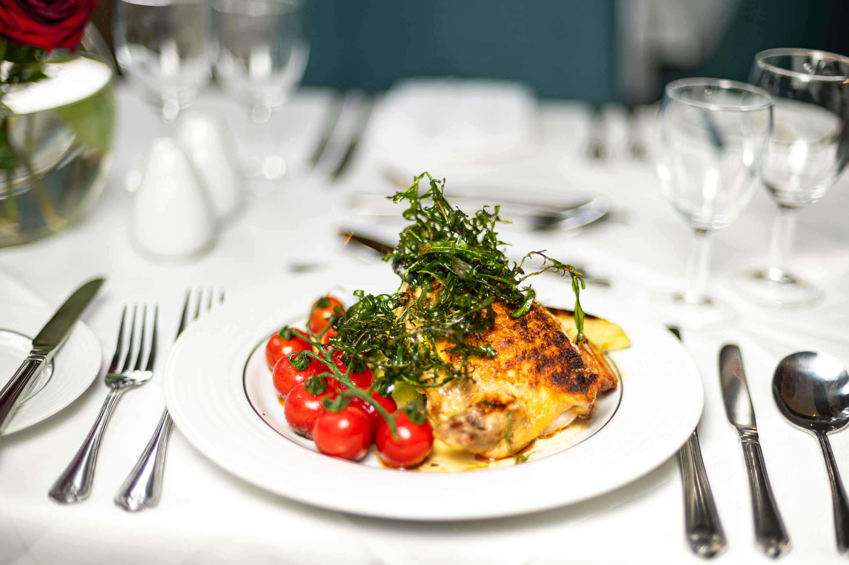 Gem Strathmore Hotel - image 1