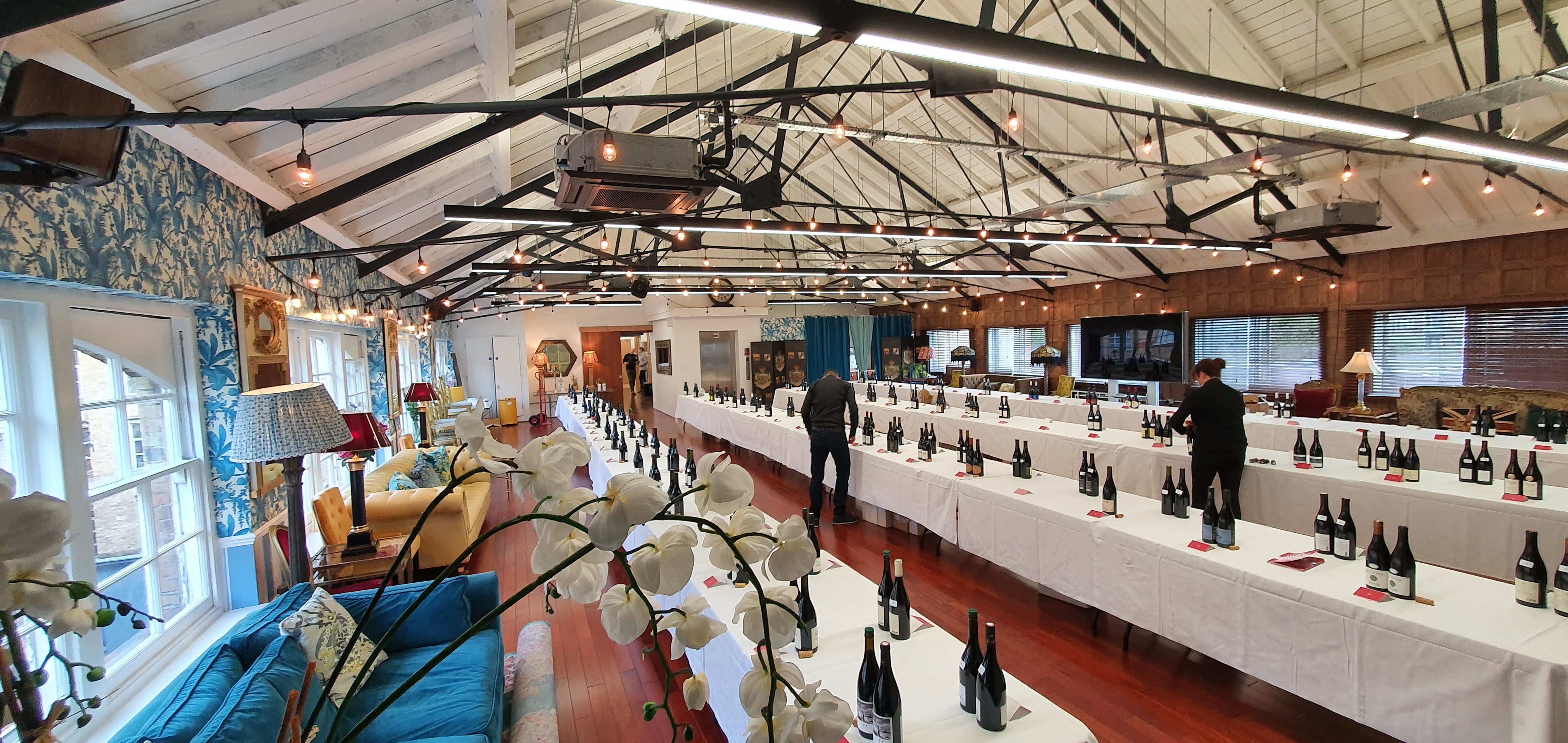 The New Victorian Loft - fl2kgpuythd.jpg