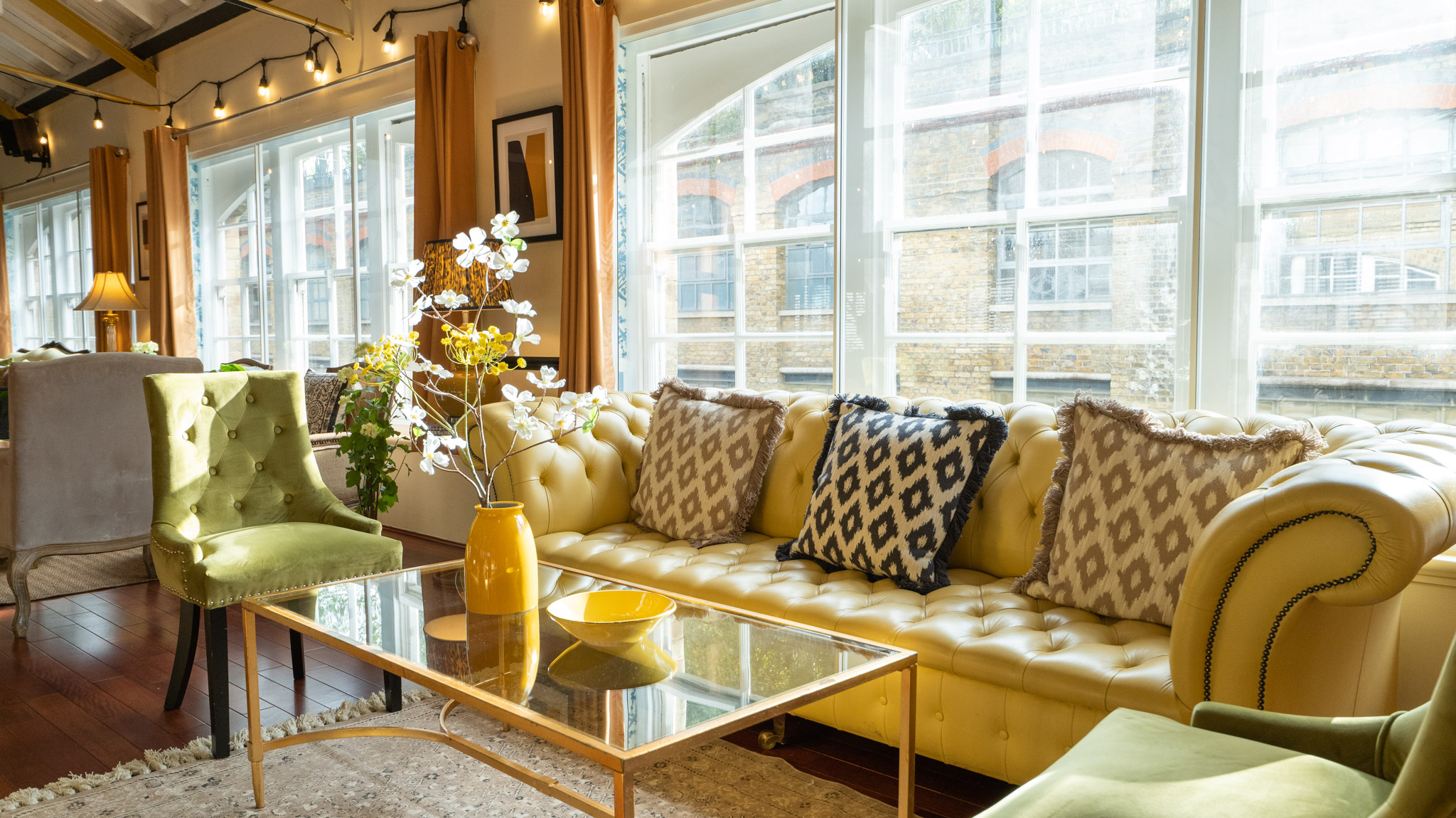 The New Victorian Loft - vdwmuv554yz.jpg