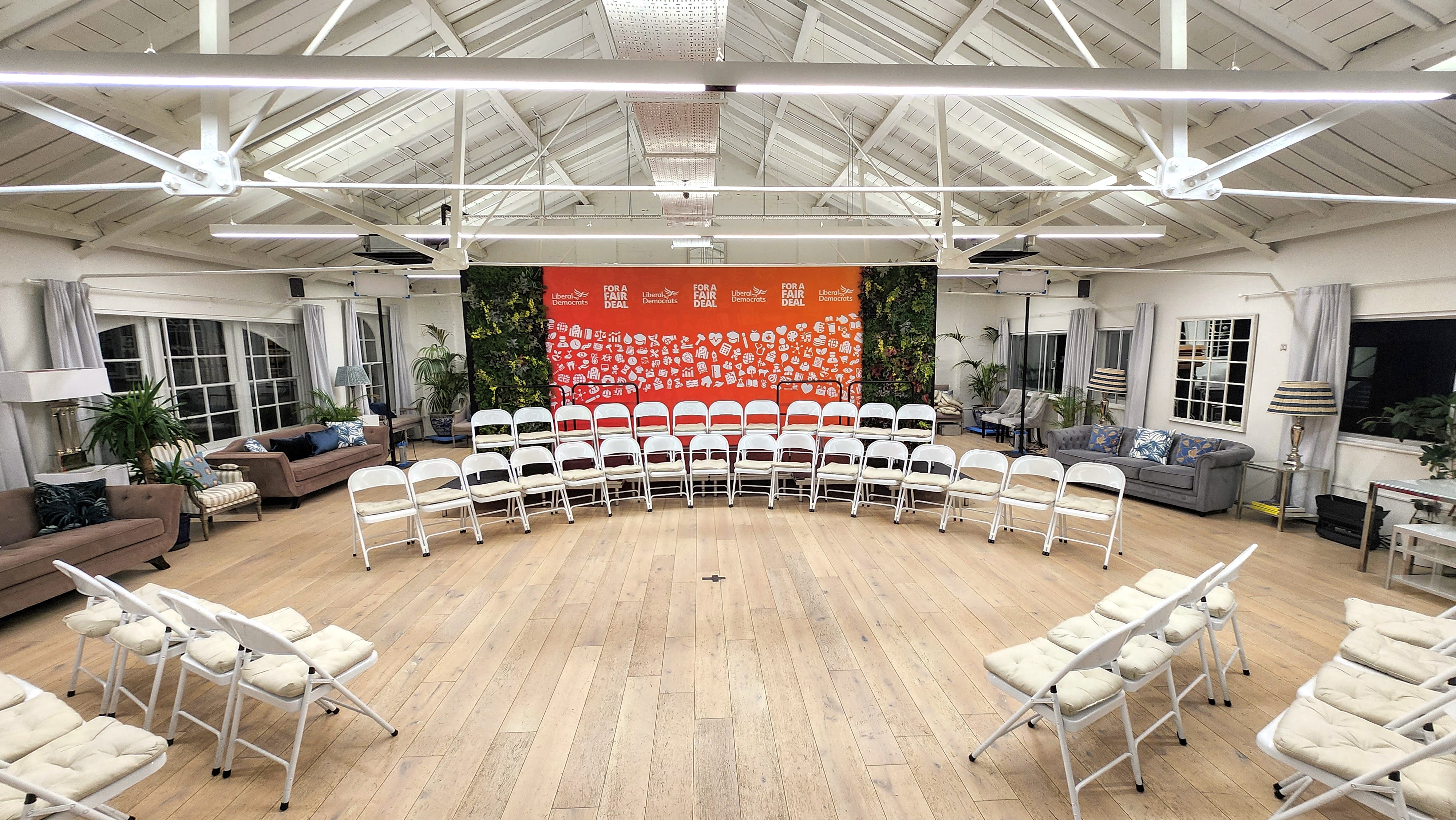 The New White Loft - 0ndq22lrqlw.jpg