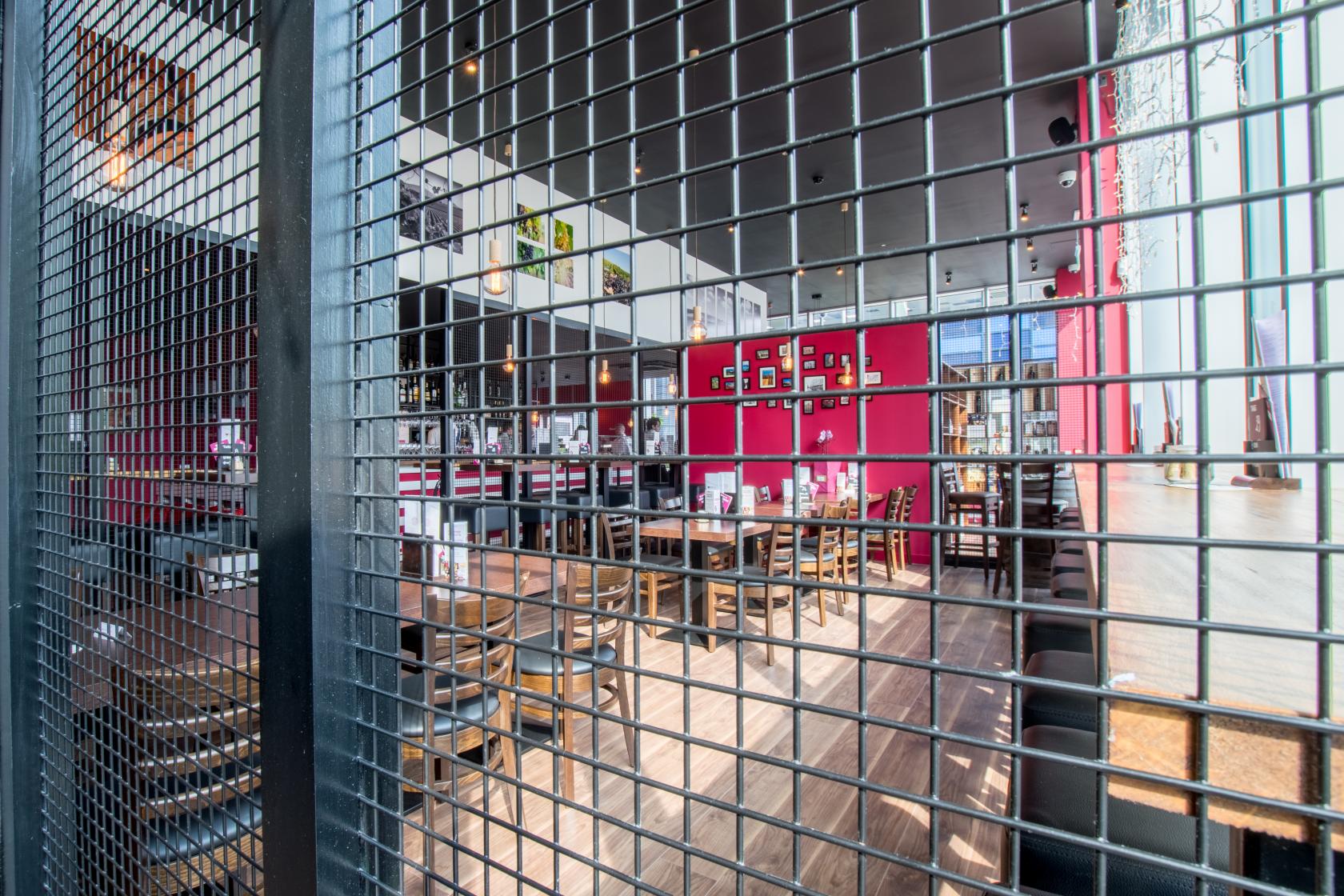 Whole Venue - orlxw3t4g0q.jpg