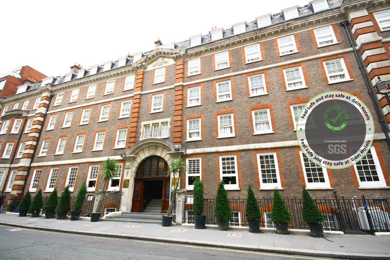 Syndicate Room at Fitzrovia Hotel, elegant venue for corporate meetings and events.
