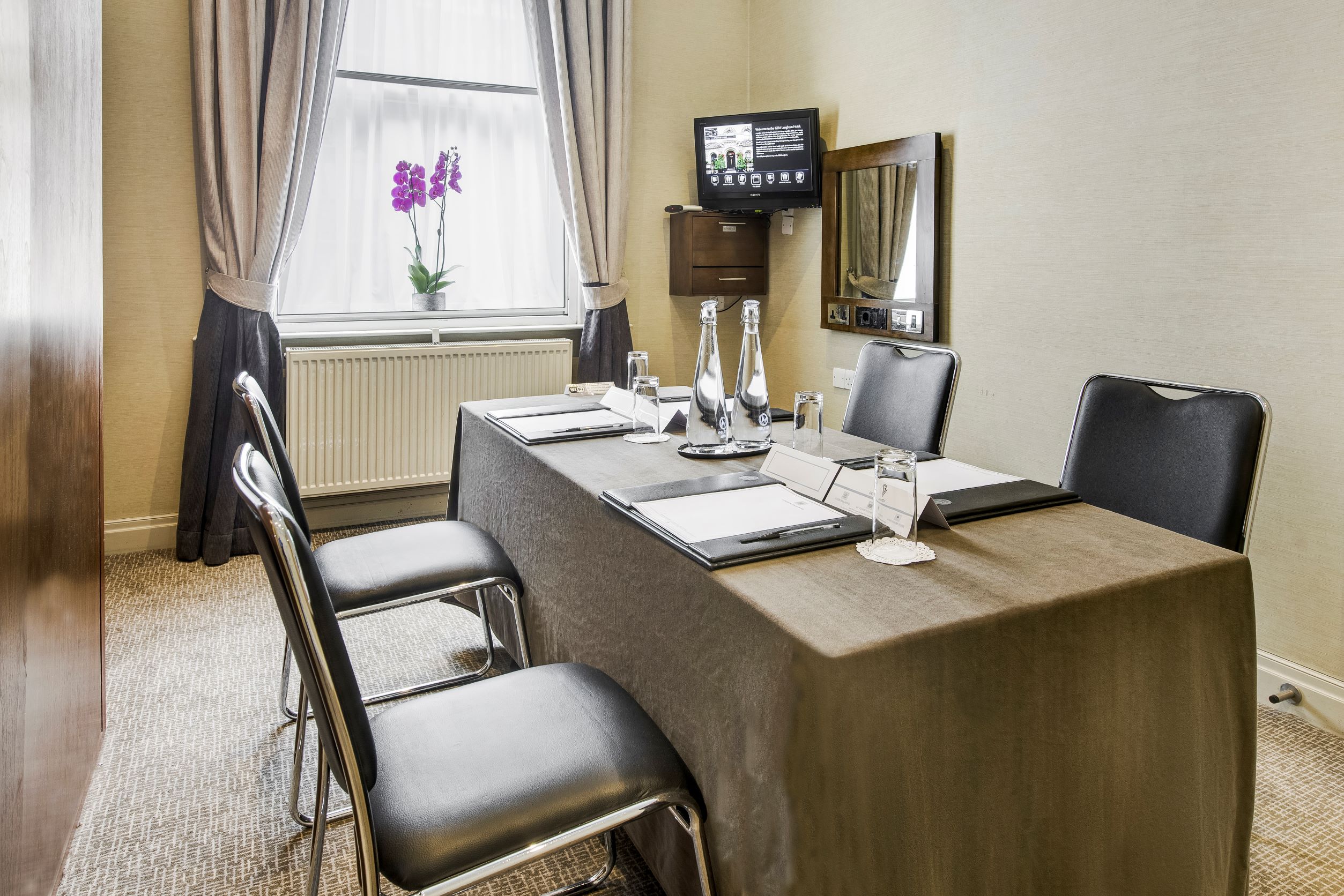 Syndicates Rooms at Langham Court Hotel, elegant meeting space for small gatherings.