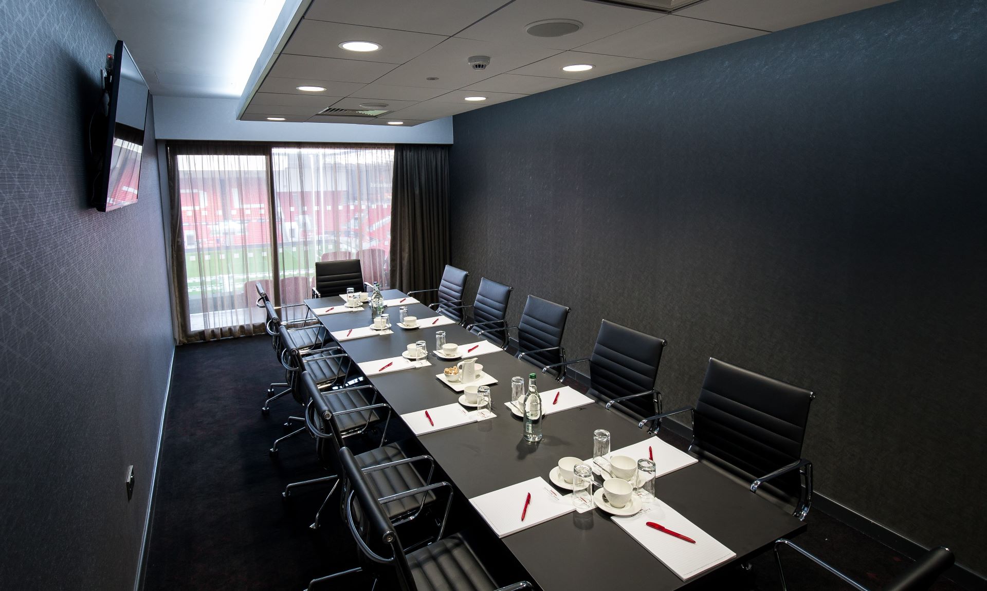 Executive Boxes - 7281569f-aa84-4ce8-a8a2-96daa0b4ea1e.jpg