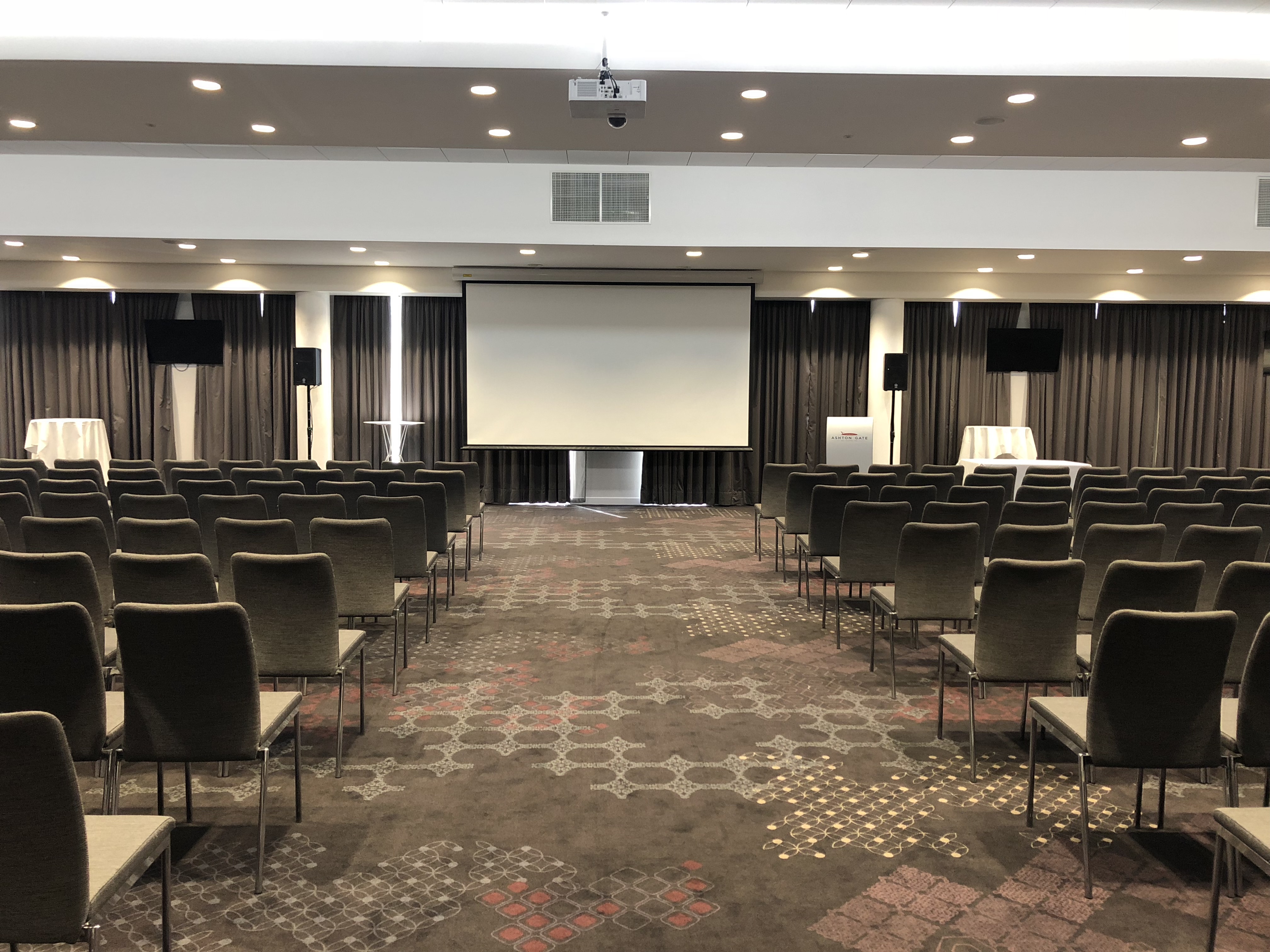 Lansdown Suite - 2h1lzvnqbs5.jpeg