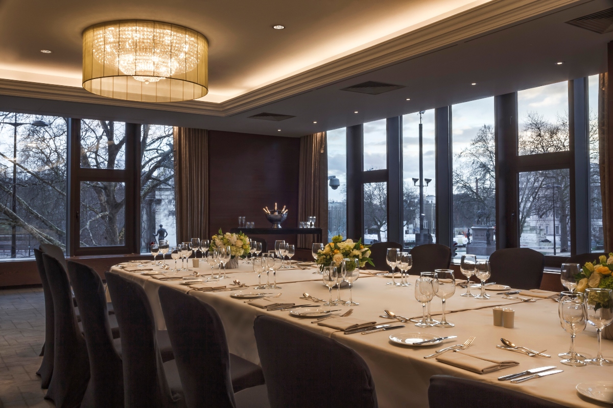 Grays - r35zjuuio4x.jpg