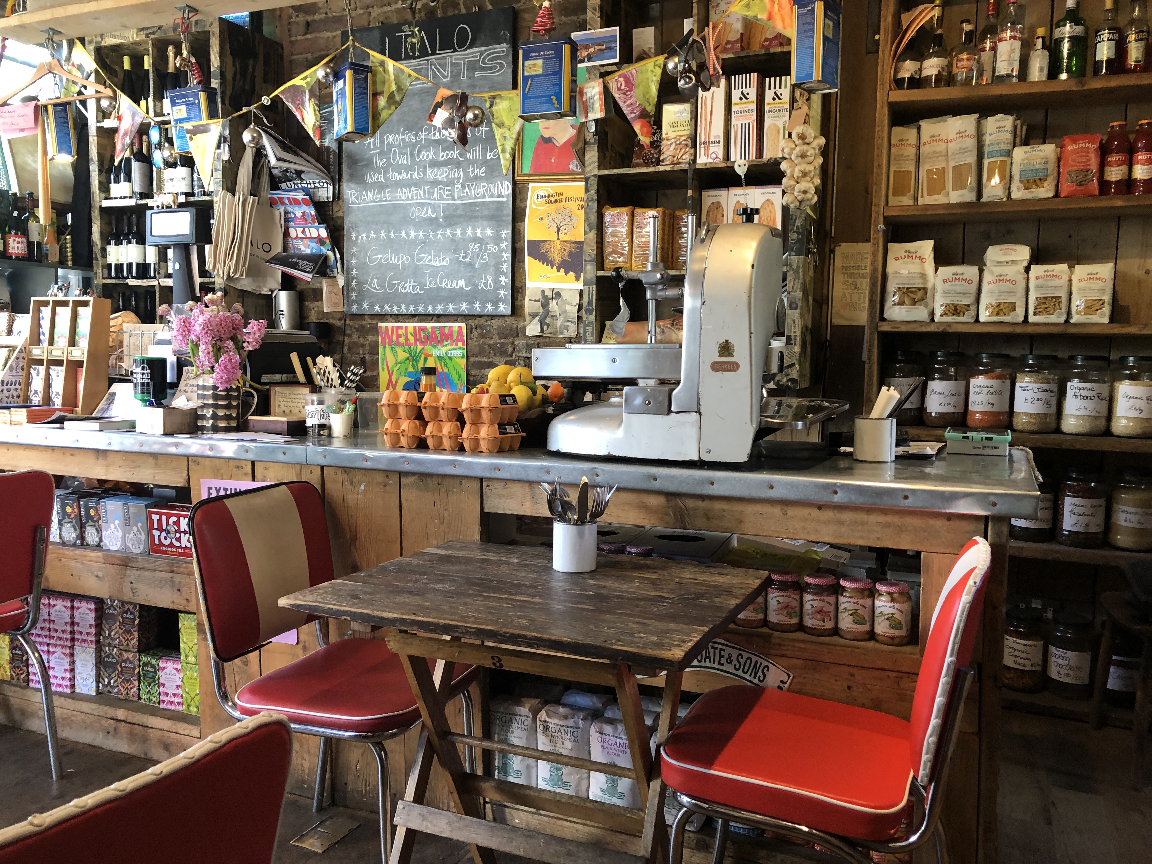 WHOLE VENUE - khma4qah0l0.jpg