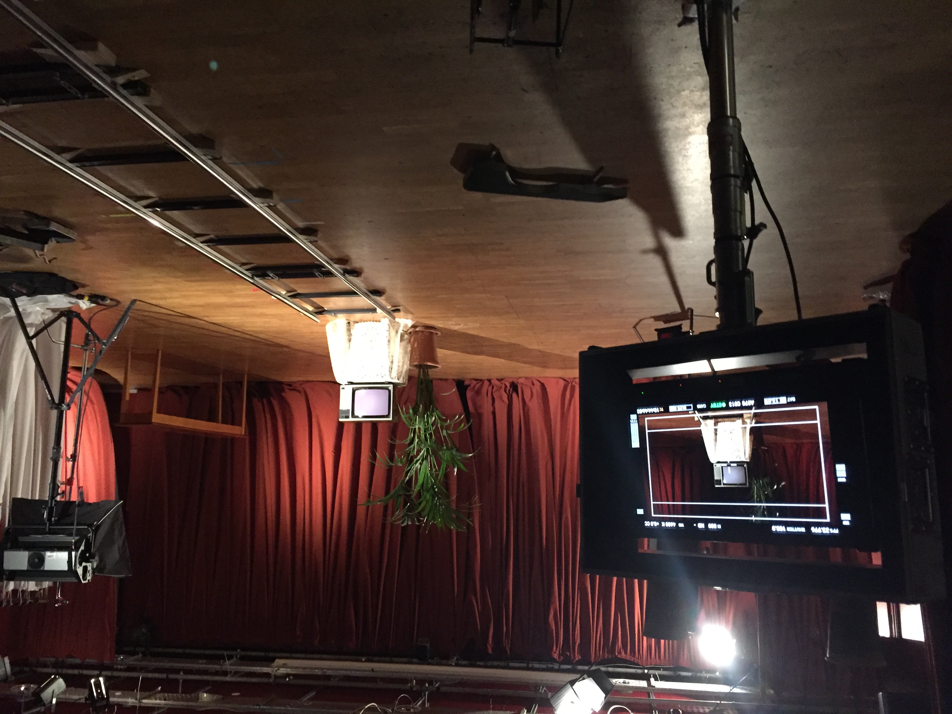 Theatre - y3x2olo2oup.JPG