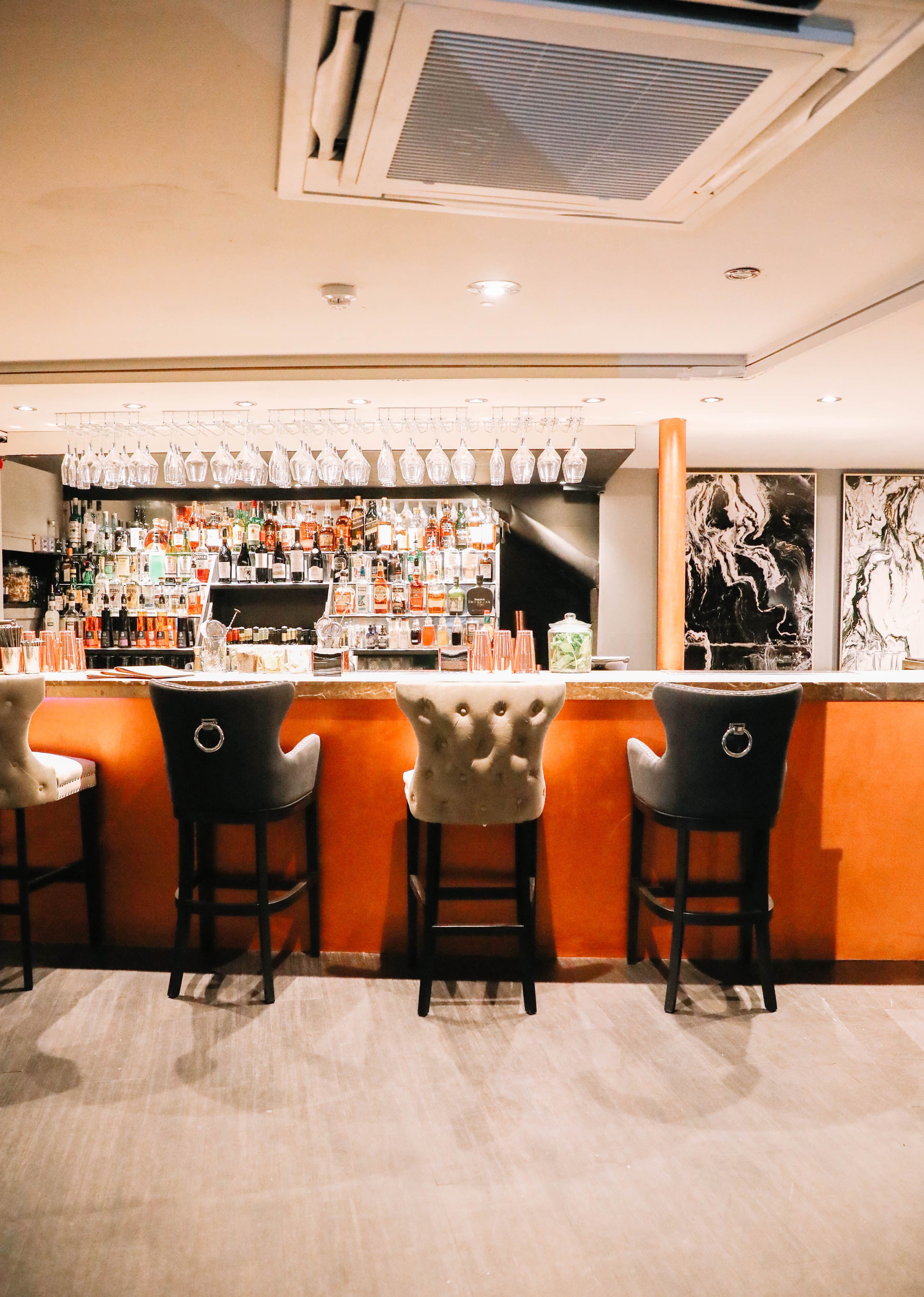 Sandy's Piano Bar - 4i2cylwokpw.jpg