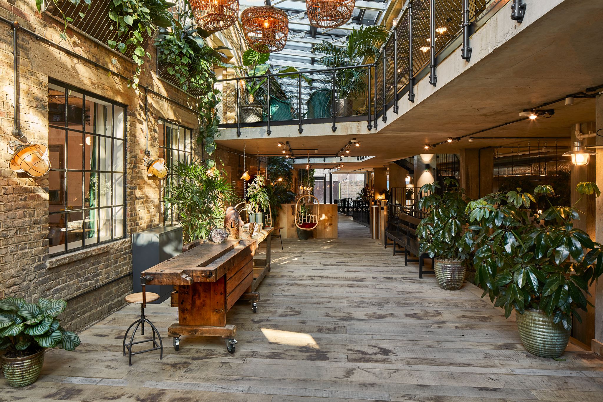 Mentmore Meeting Room at The Fisheries, stylish venue for corporate events and gatherings.