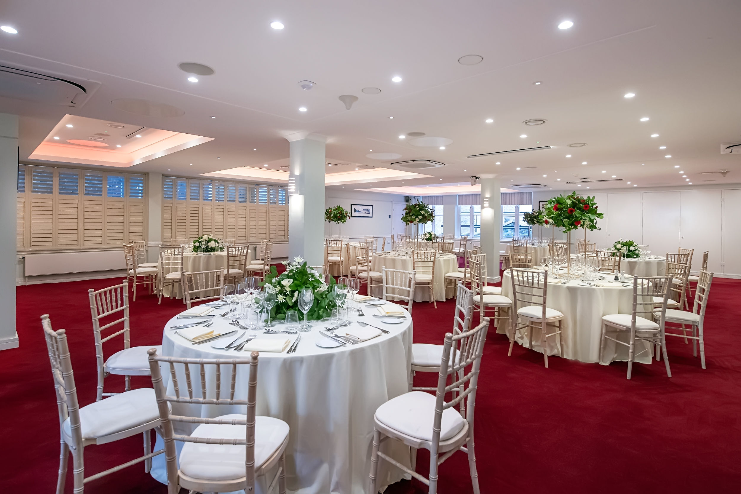 Edwards Room - 2pzvtifdbks.jpg