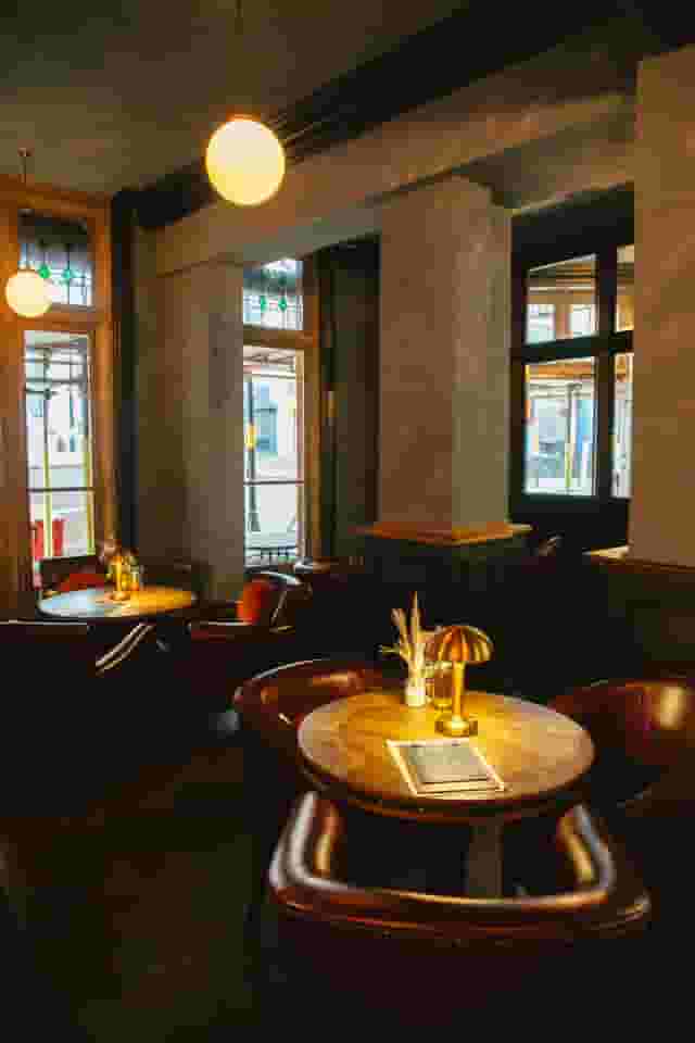 Newhall Street Tavern