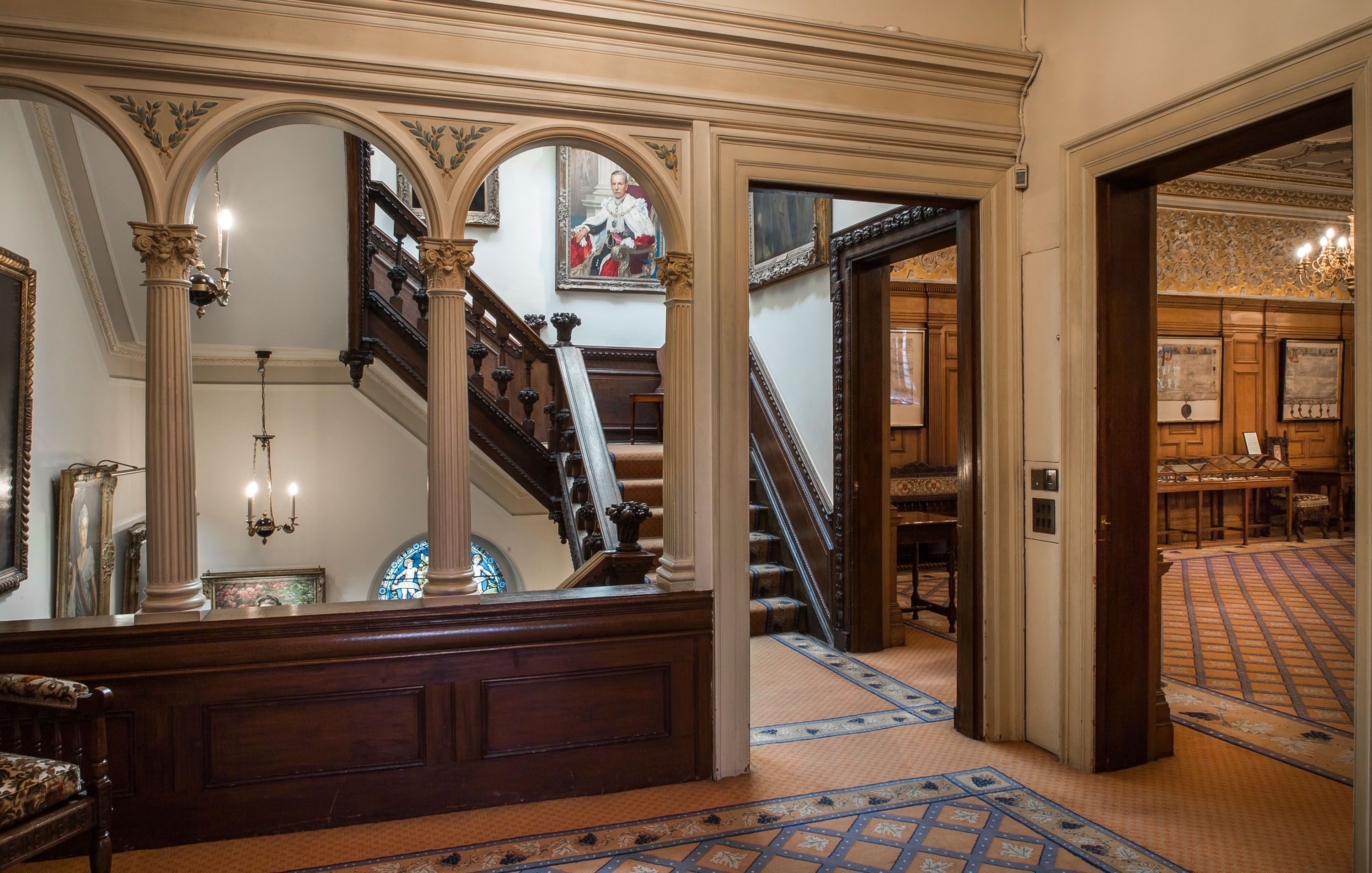 Elegant Drawing Room at Vintners' Hall, ideal for meetings and events.
